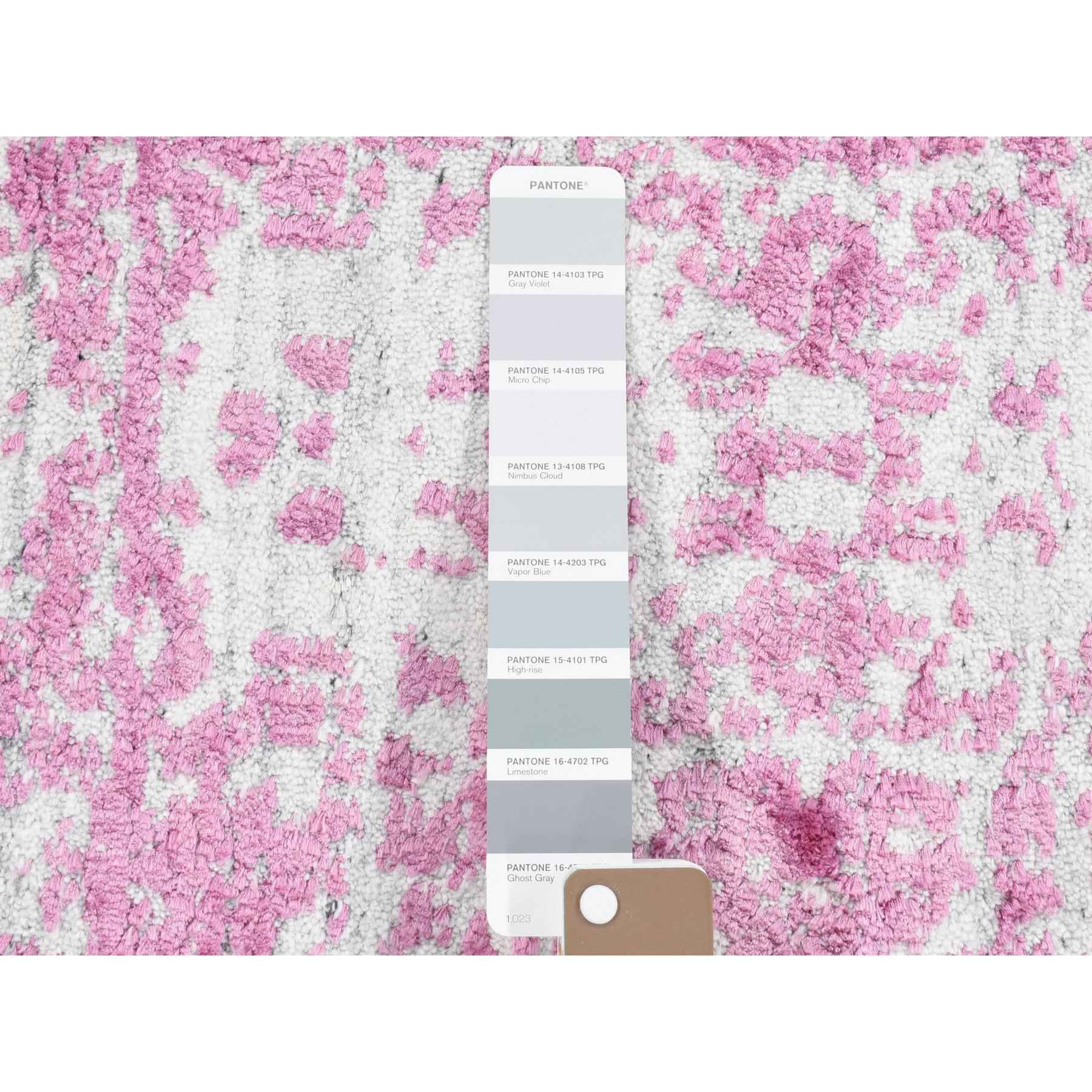Modern-and-Contemporary-Hand-Loomed-Rug-401660