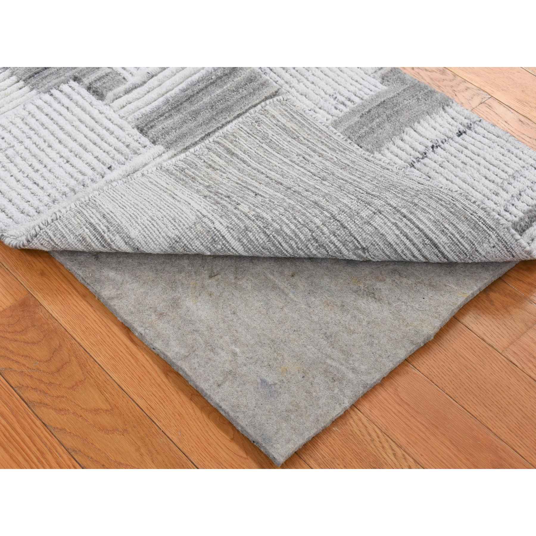 Modern-and-Contemporary-Hand-Loomed-Rug-401665
