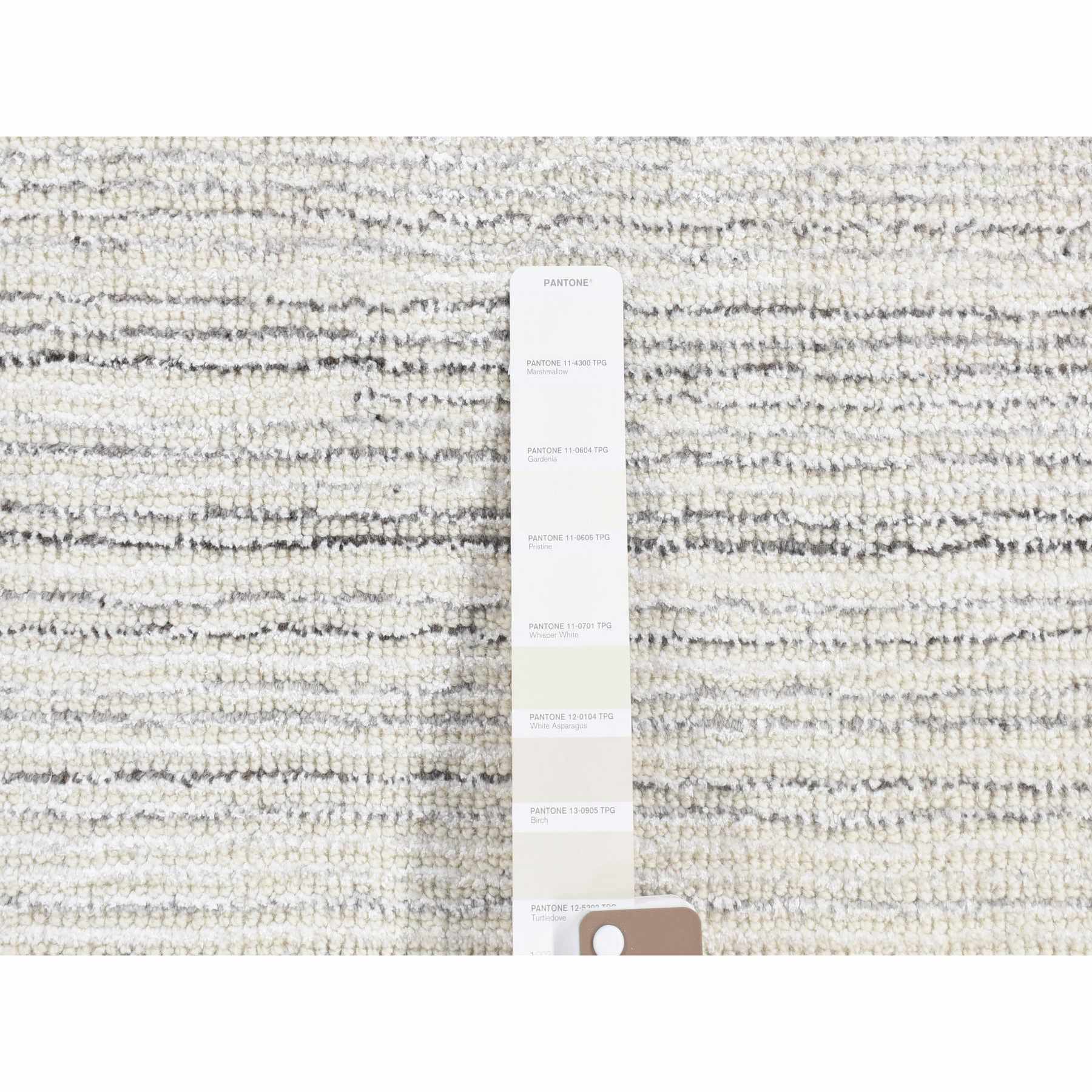 Modern-and-Contemporary-Hand-Loomed-Rug-401795