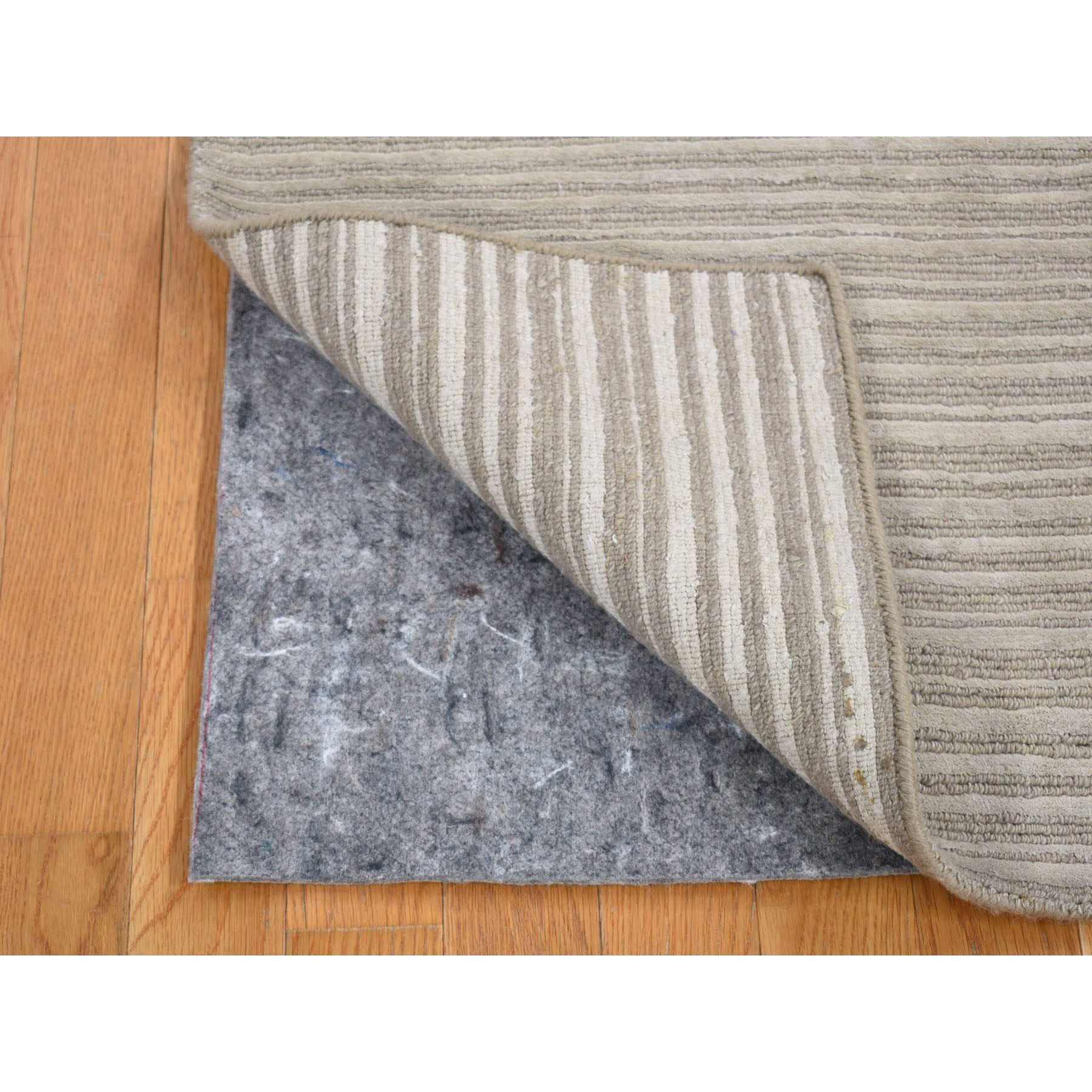Modern-and-Contemporary-Hand-Loomed-Rug-402085