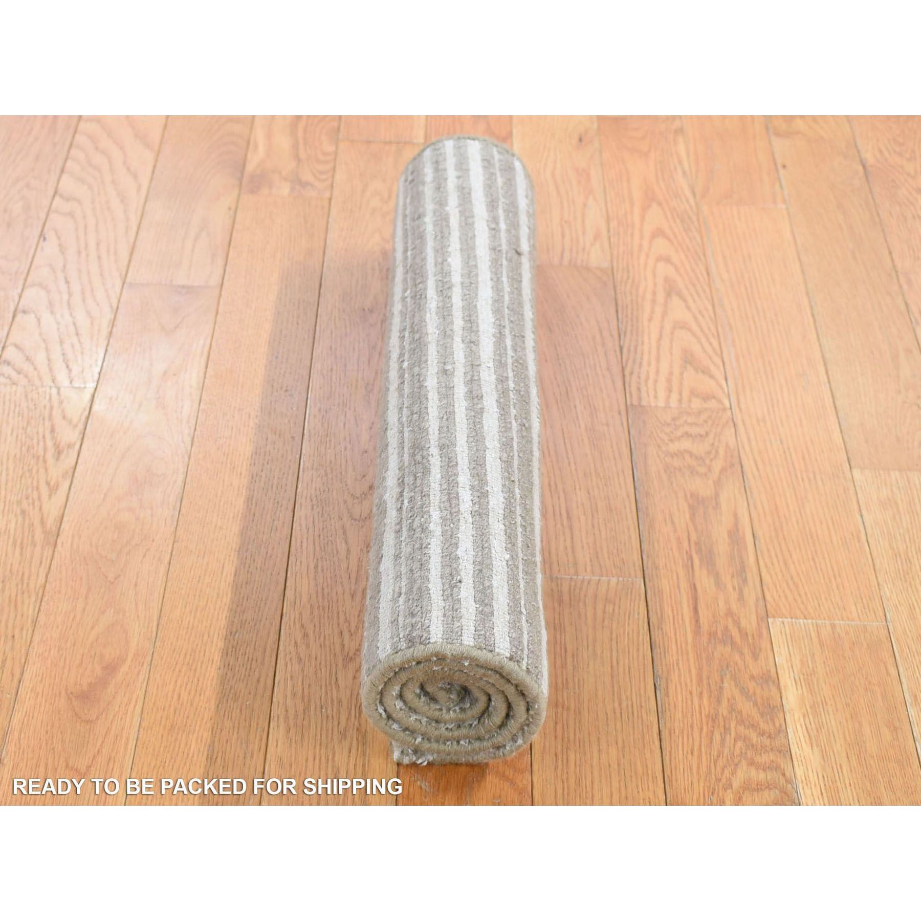 Modern-and-Contemporary-Hand-Loomed-Rug-402085