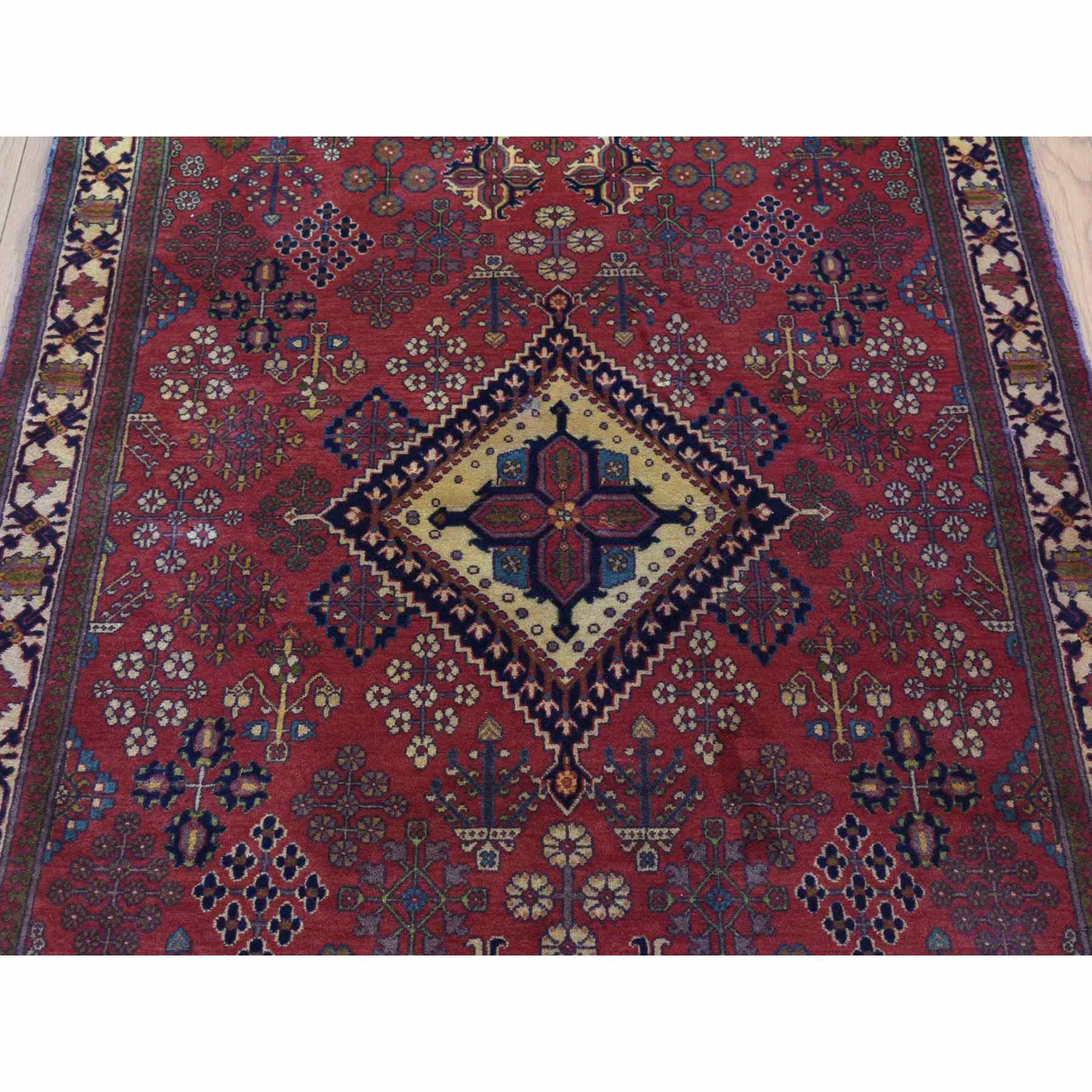 Persian-Hand-Knotted-Rug-400210