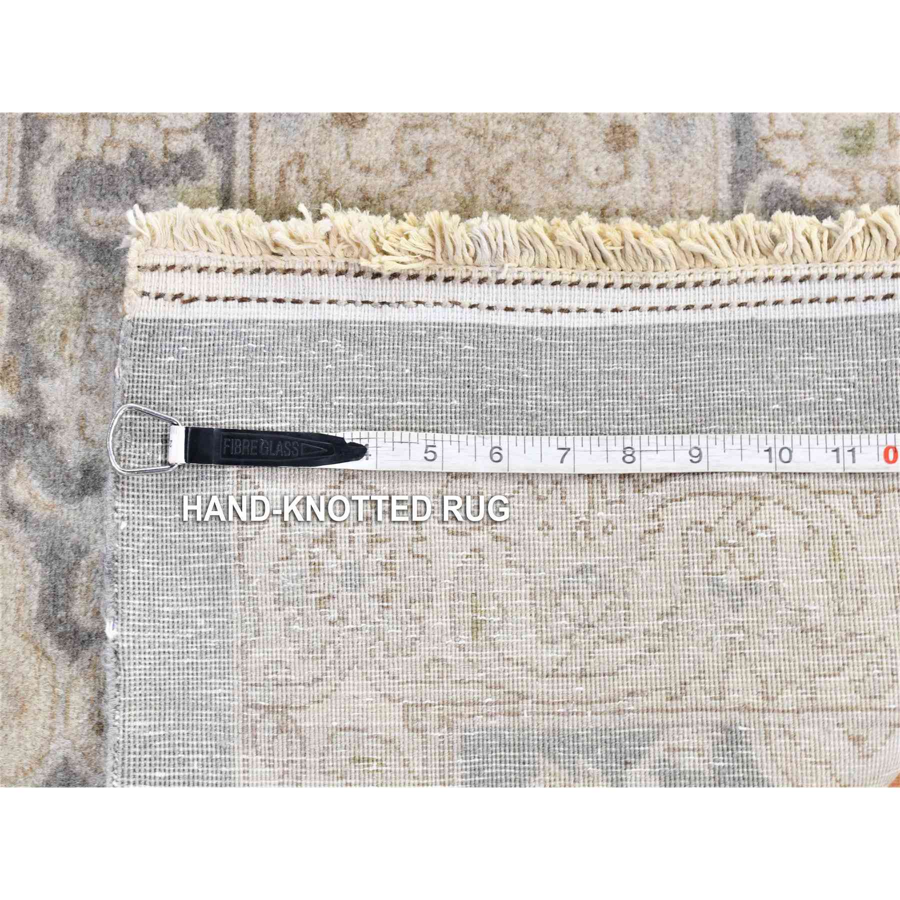 Persian-Hand-Knotted-Rug-401130