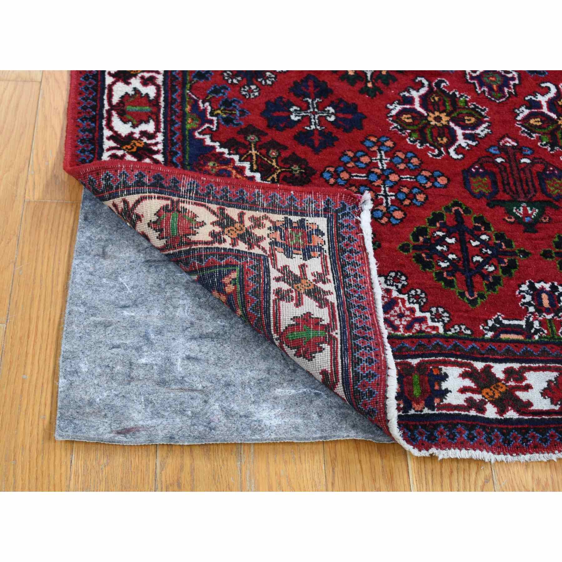 Persian-Hand-Knotted-Rug-402415