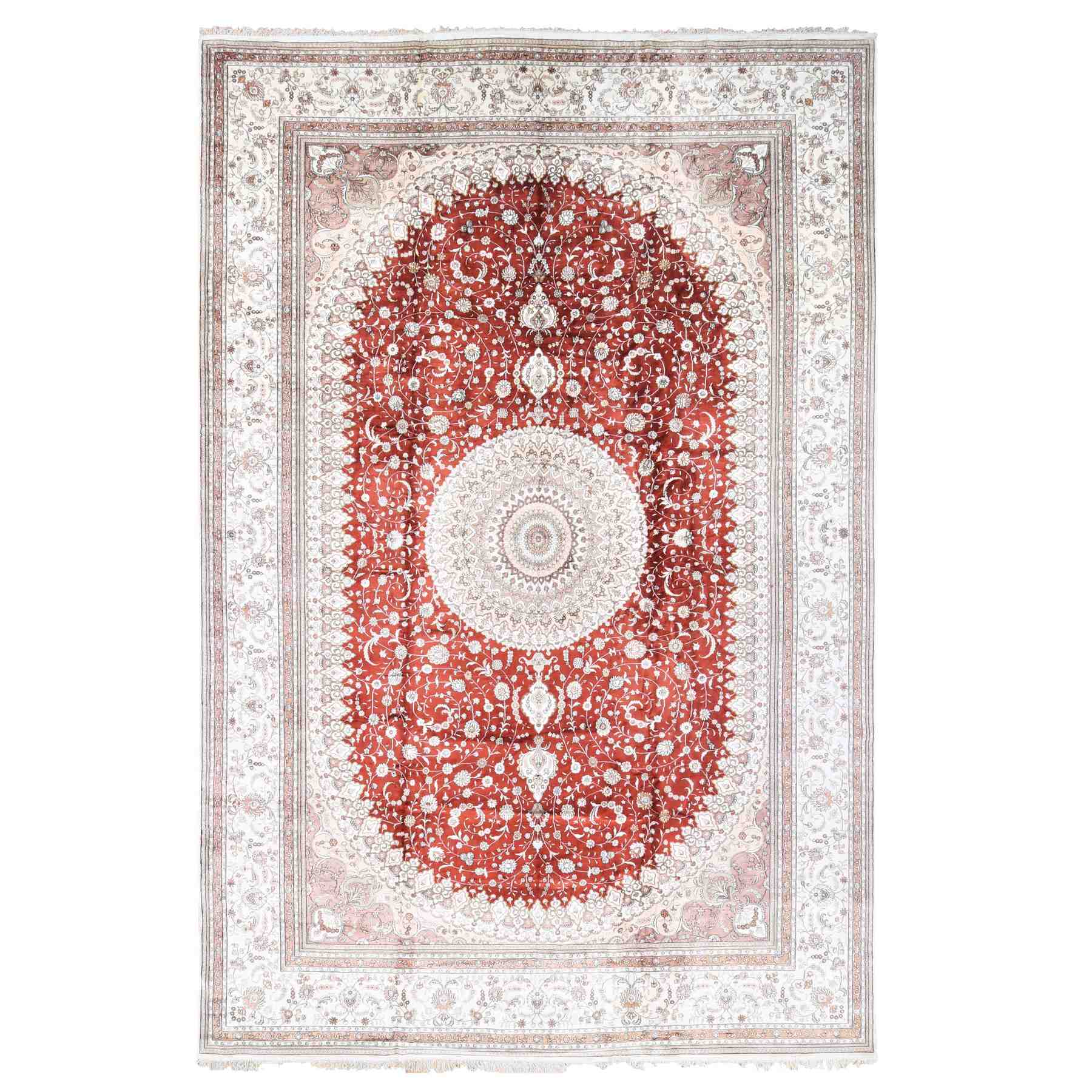 Silk-Hand-Knotted-Rug-401155