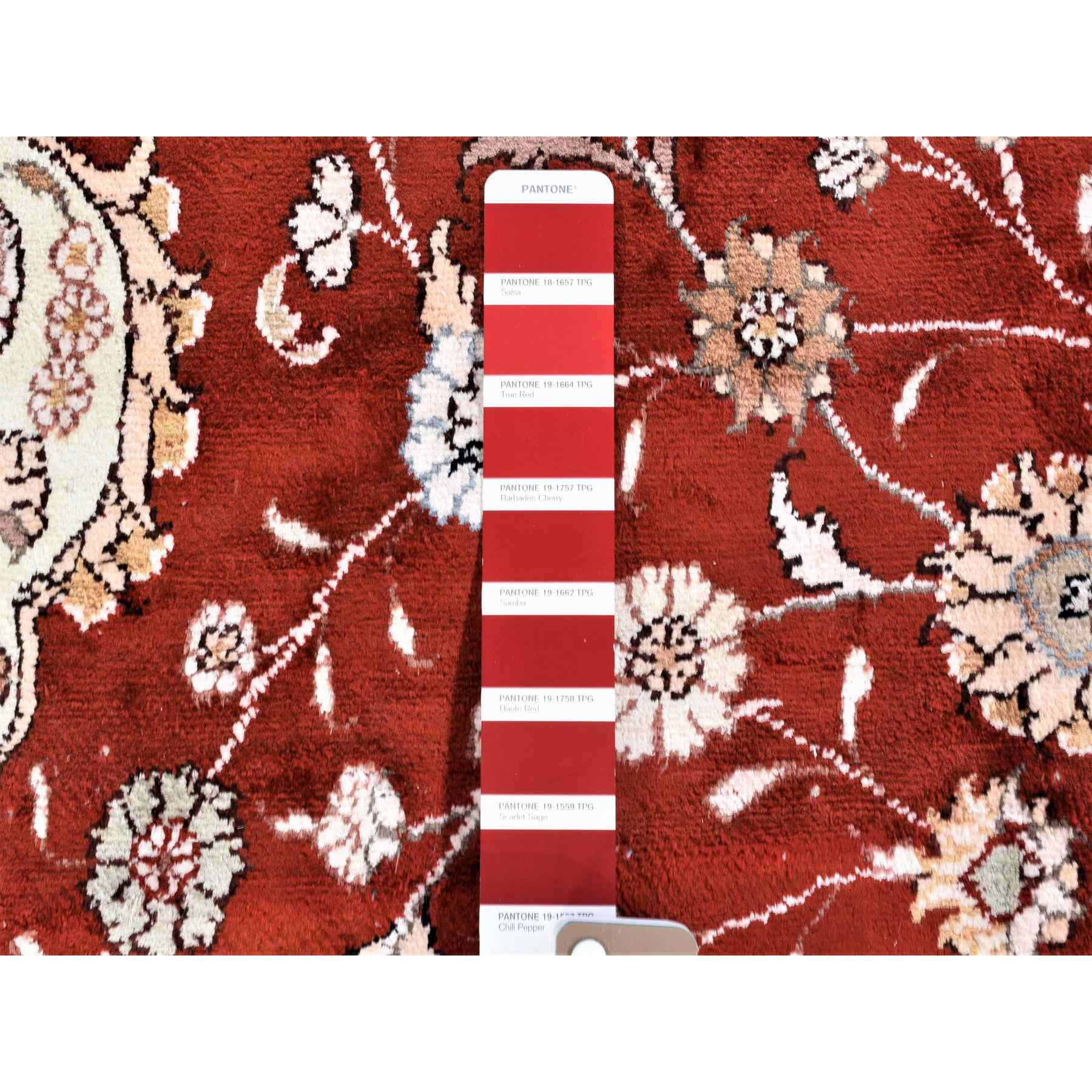 Silk-Hand-Knotted-Rug-401155