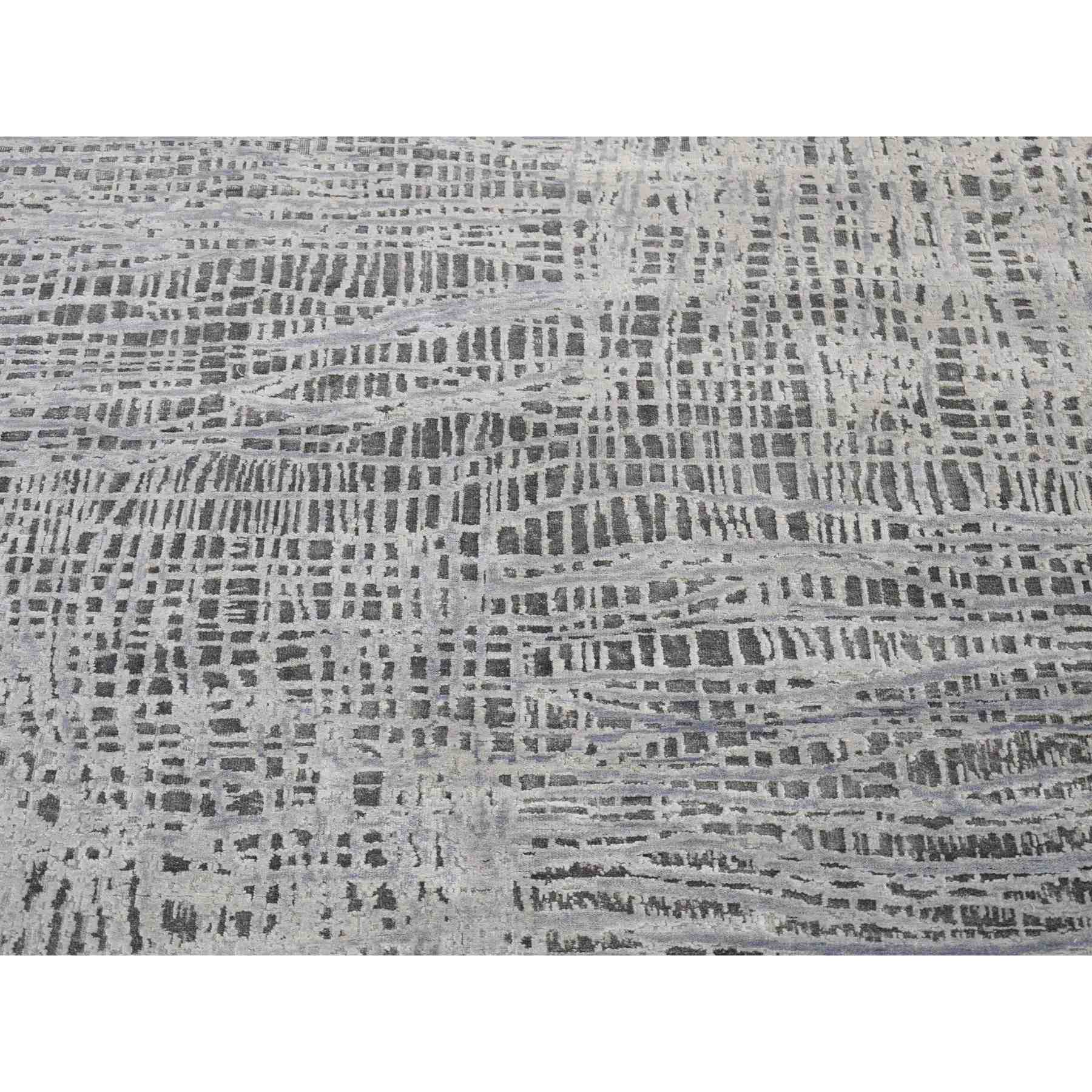 Transitional-Hand-Knotted-Rug-400480