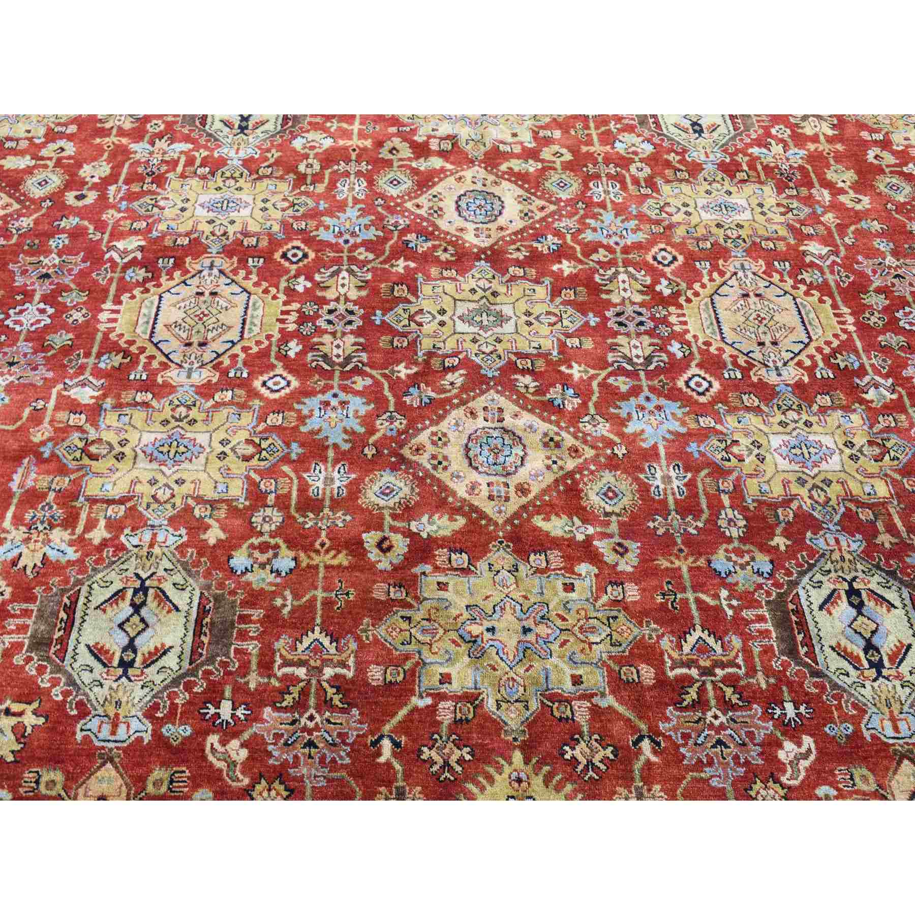 Heriz-Hand-Knotted-Rug-401110