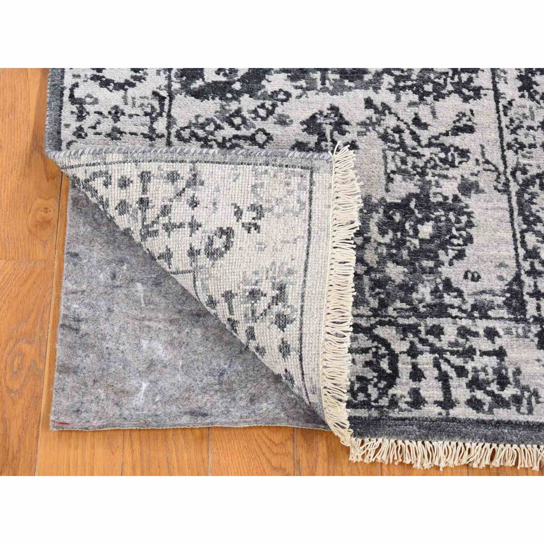 Wool-and-Silk-Hand-Knotted-Rug-402425
