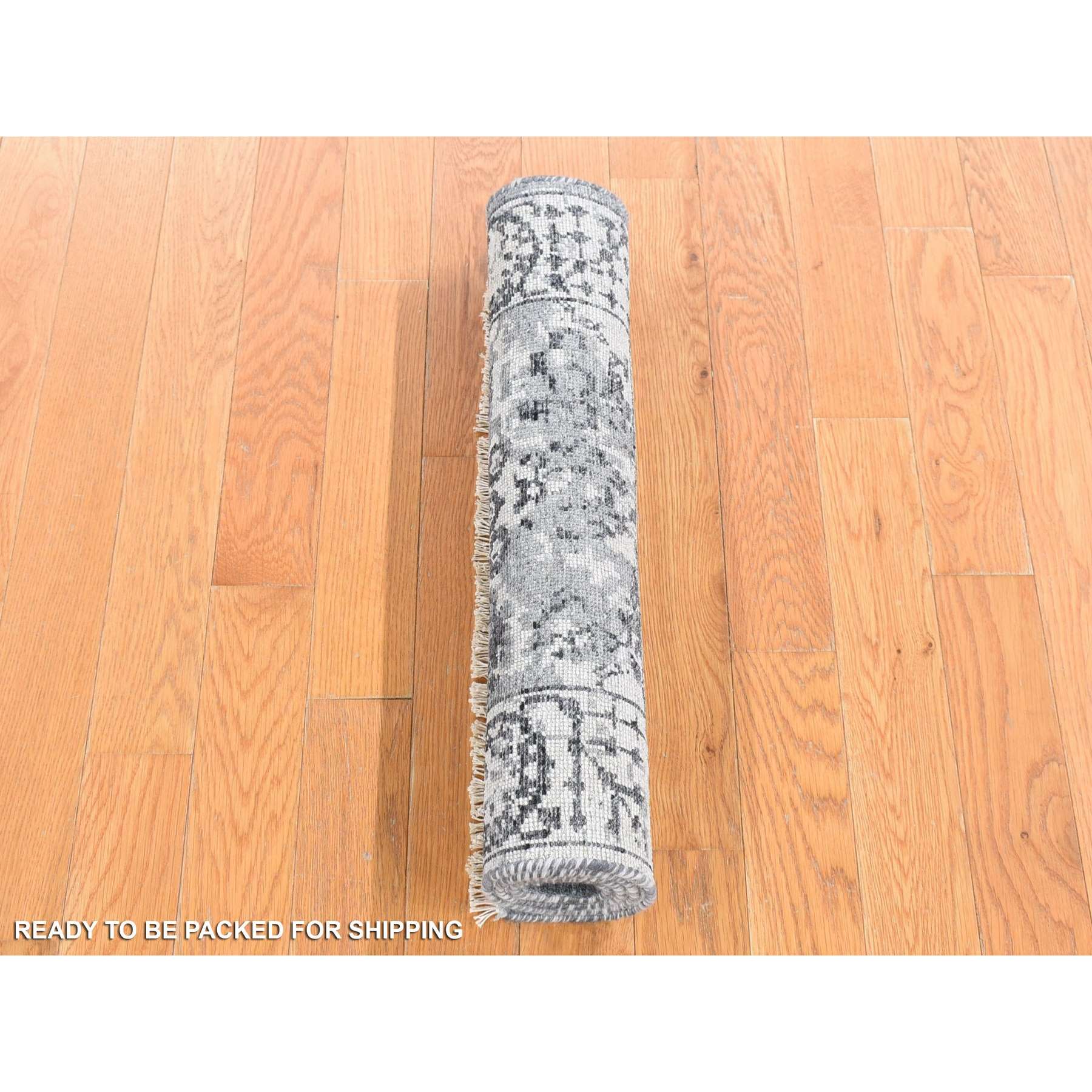 Wool-and-Silk-Hand-Knotted-Rug-402425