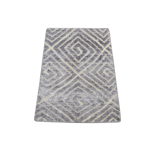 Gray, Modern, Geometric Design, Plant Based Silk with Textured Wool, Hand Knotted, Hi and Lo, Mat Oriental 