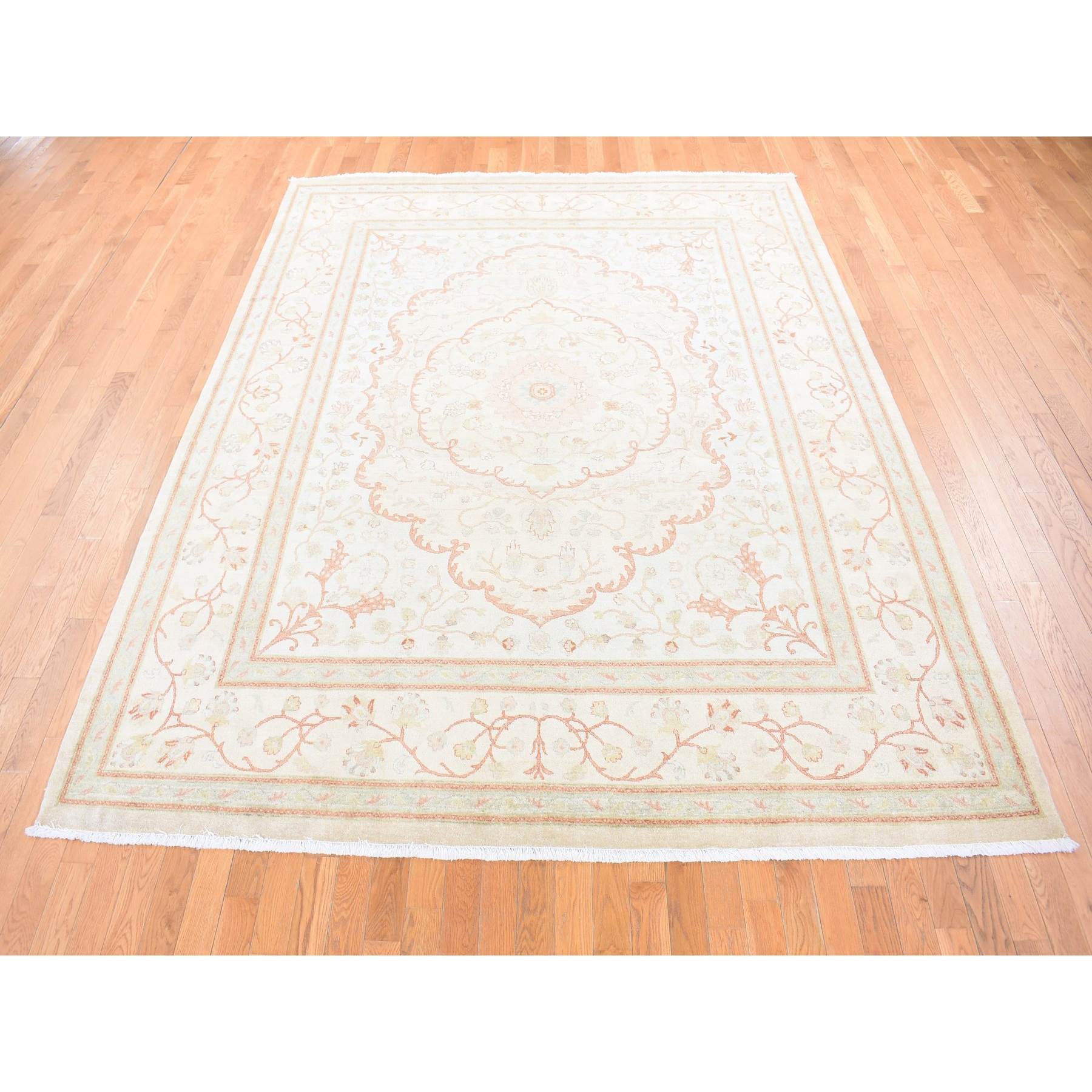 Fine-Oriental-Hand-Knotted-Rug-403450