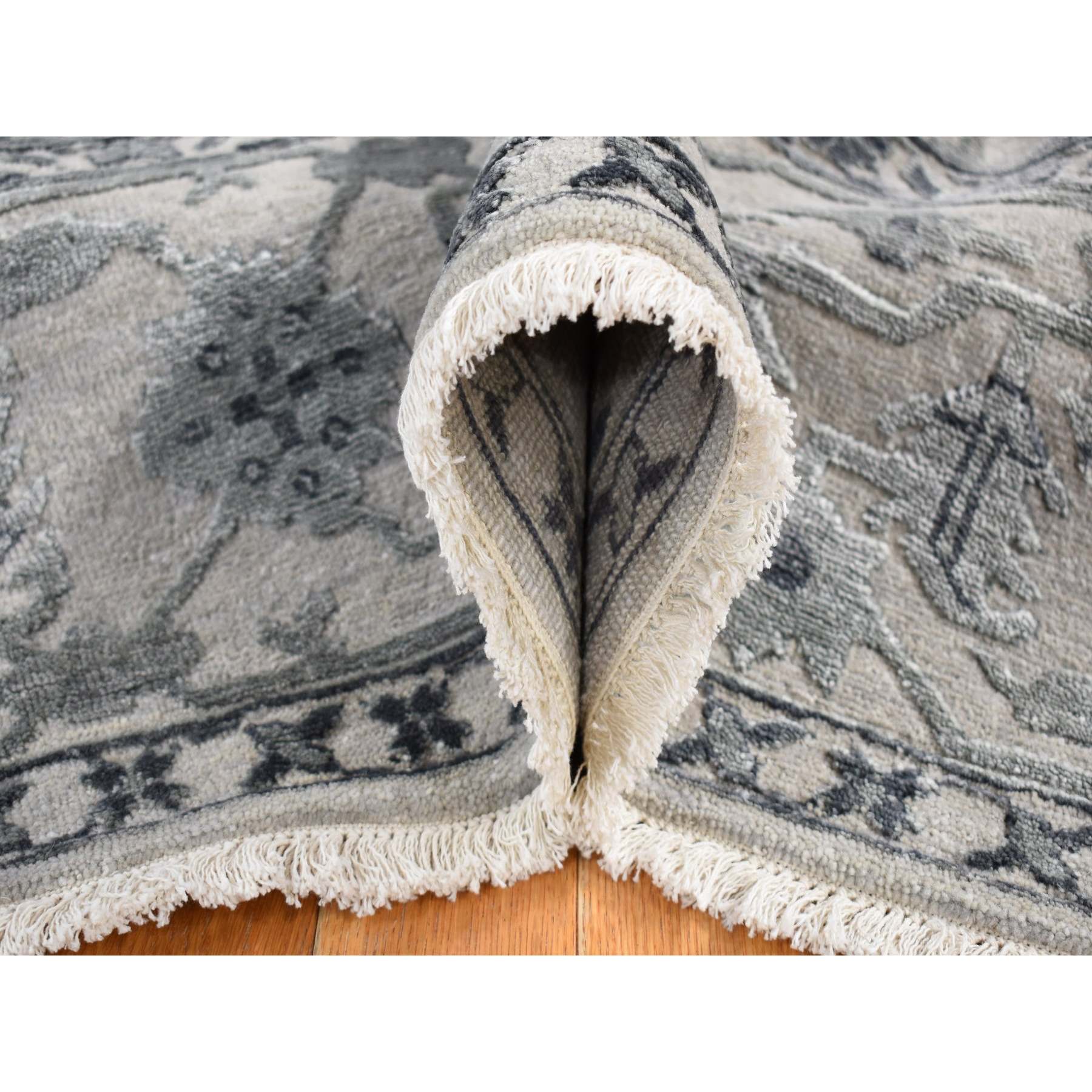 Heriz-Hand-Knotted-Rug-403670