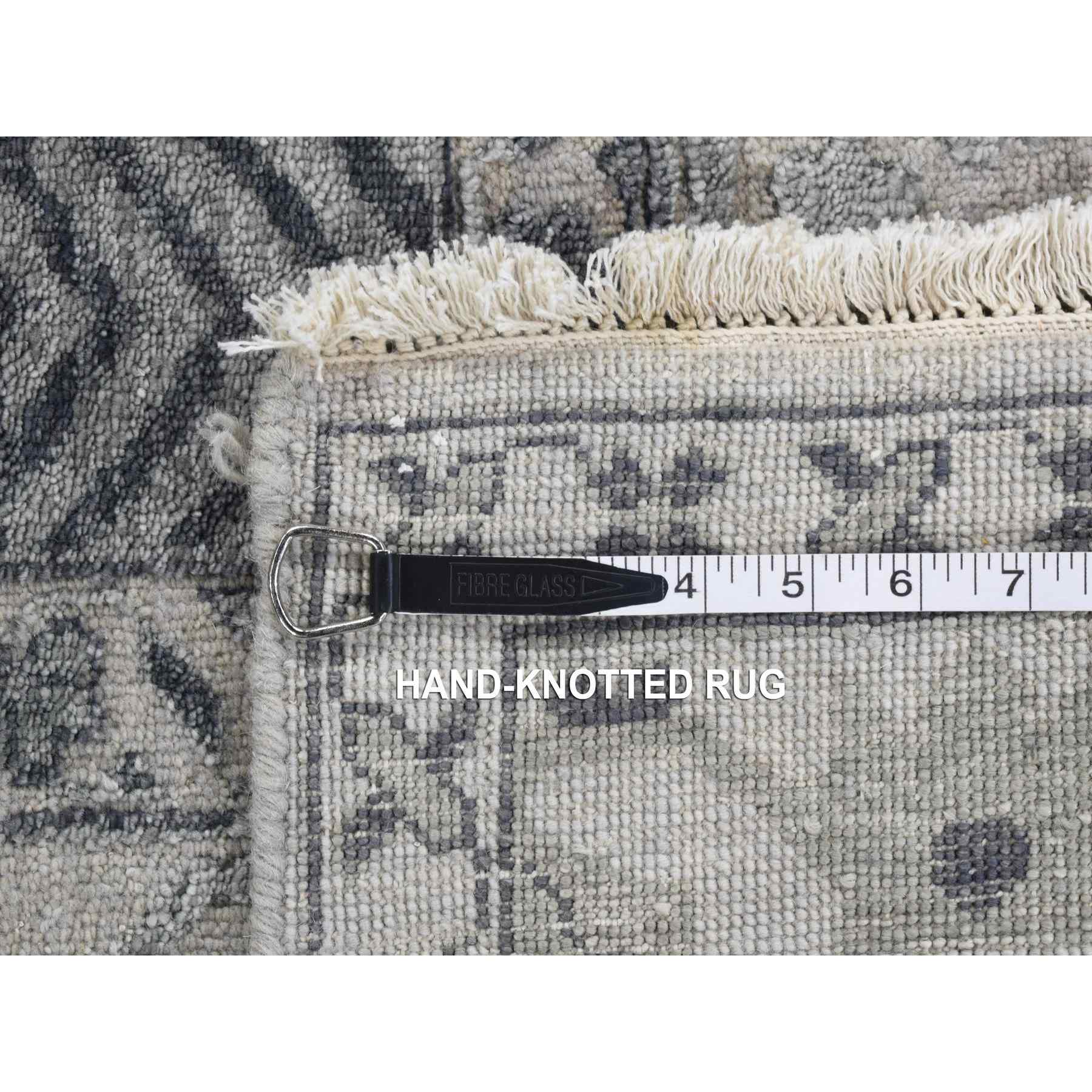 Heriz-Hand-Knotted-Rug-403670