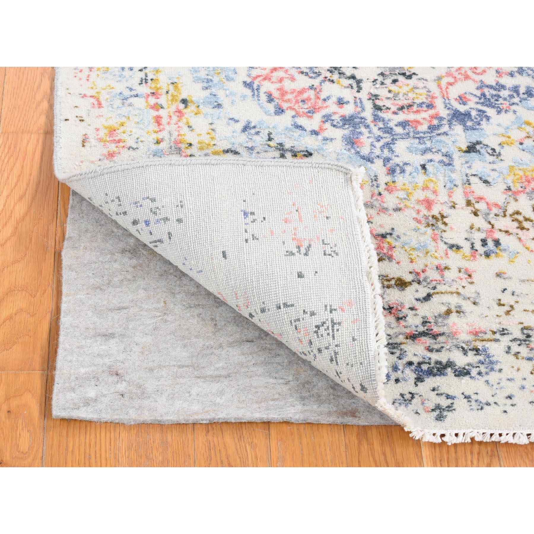 Modern-and-Contemporary-Hand-Knotted-Rug-402570