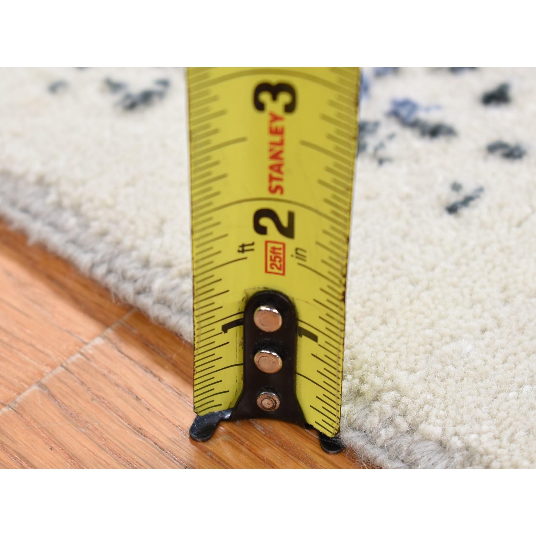 Modern-and-Contemporary-Hand-Knotted-Rug-402570
