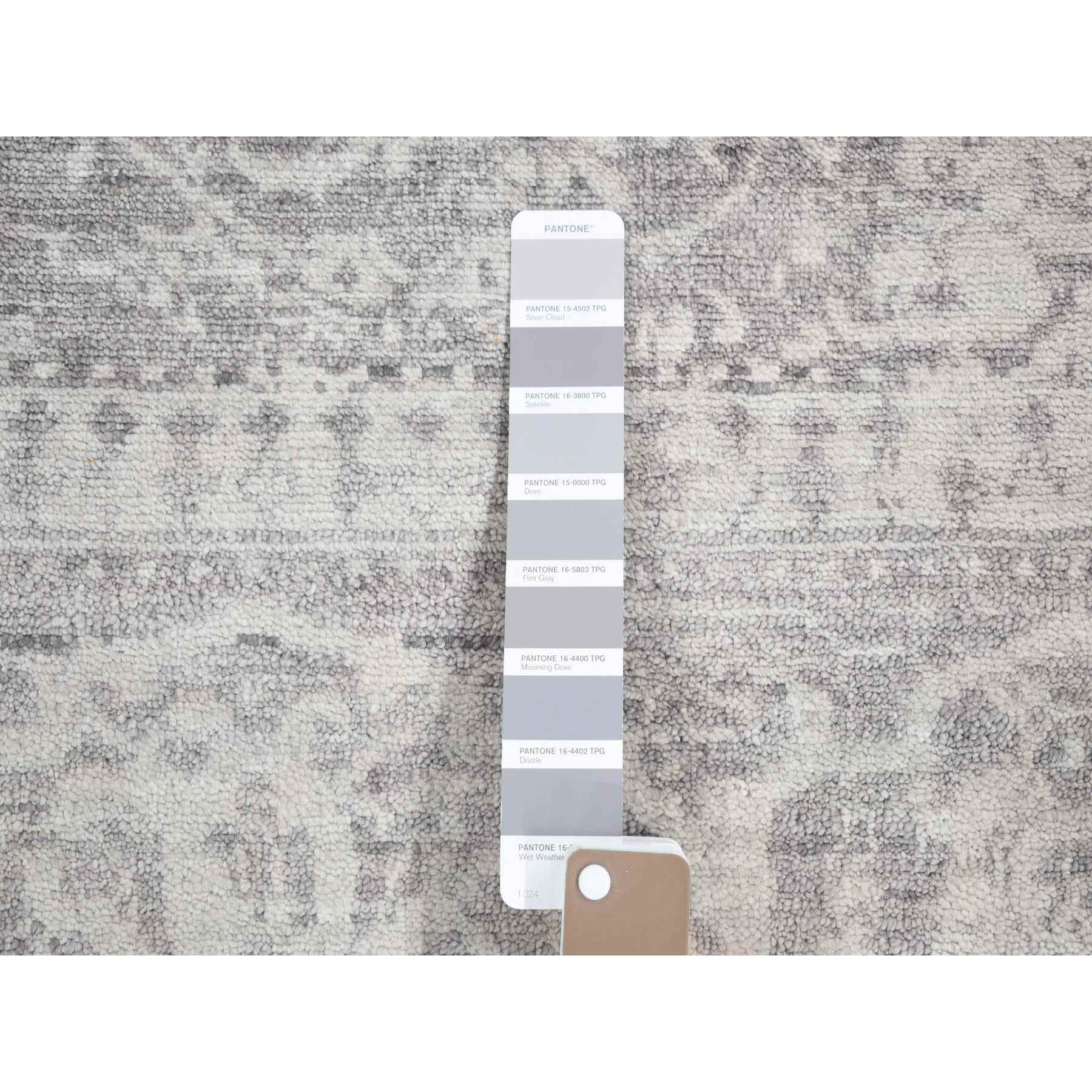 Modern-and-Contemporary-Hand-Knotted-Rug-402790