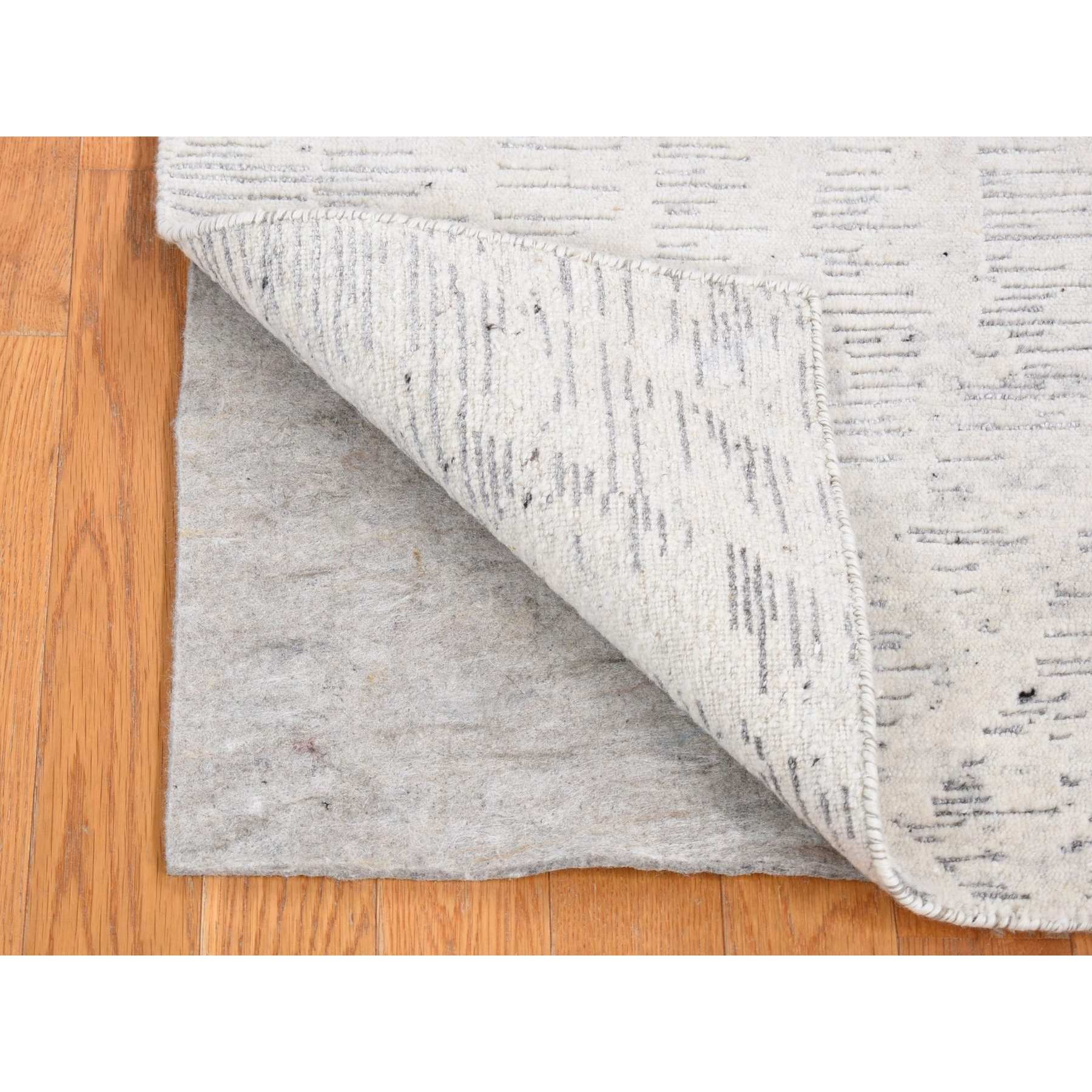 Modern-and-Contemporary-Hand-Knotted-Rug-403015