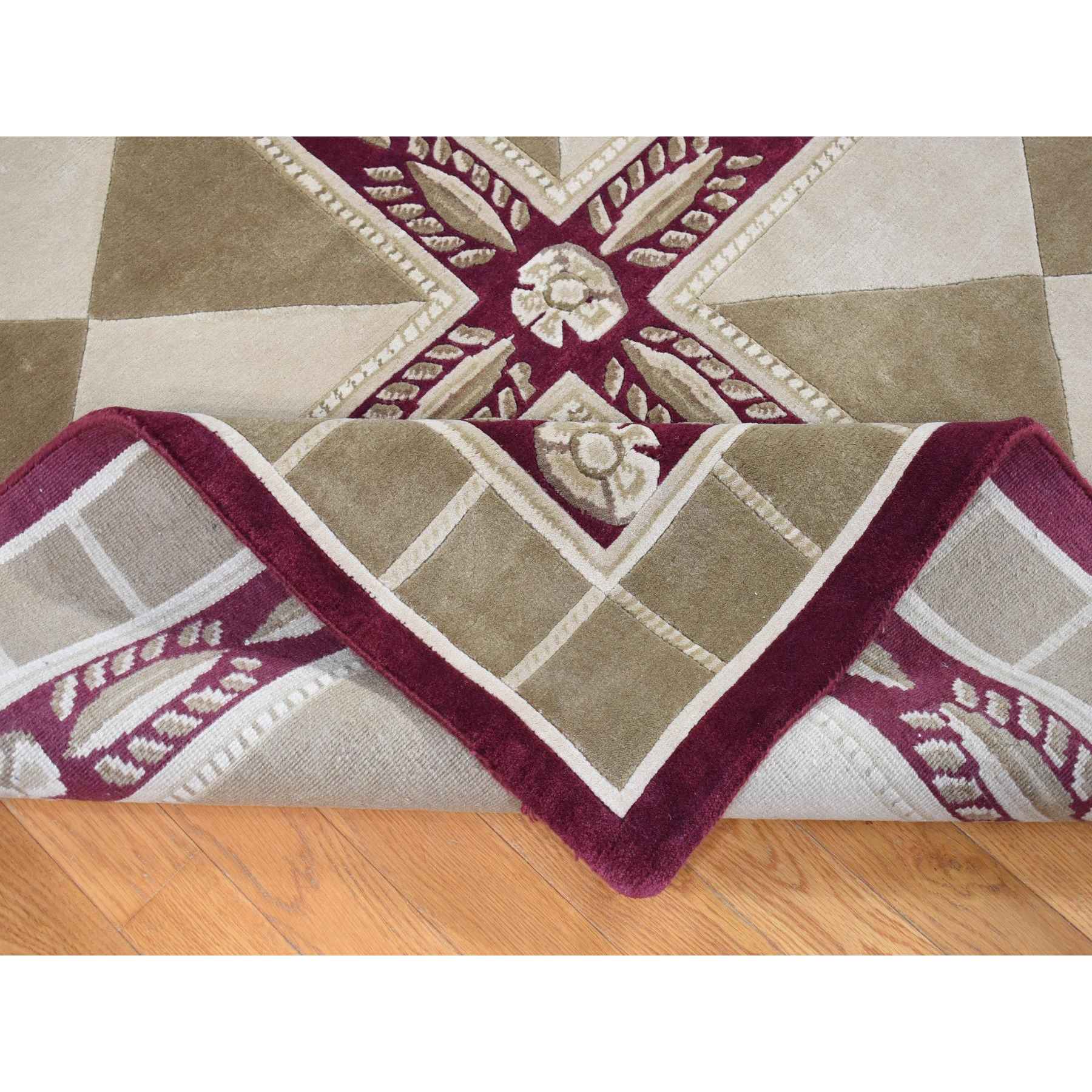 Modern-and-Contemporary-Hand-Knotted-Rug-403360