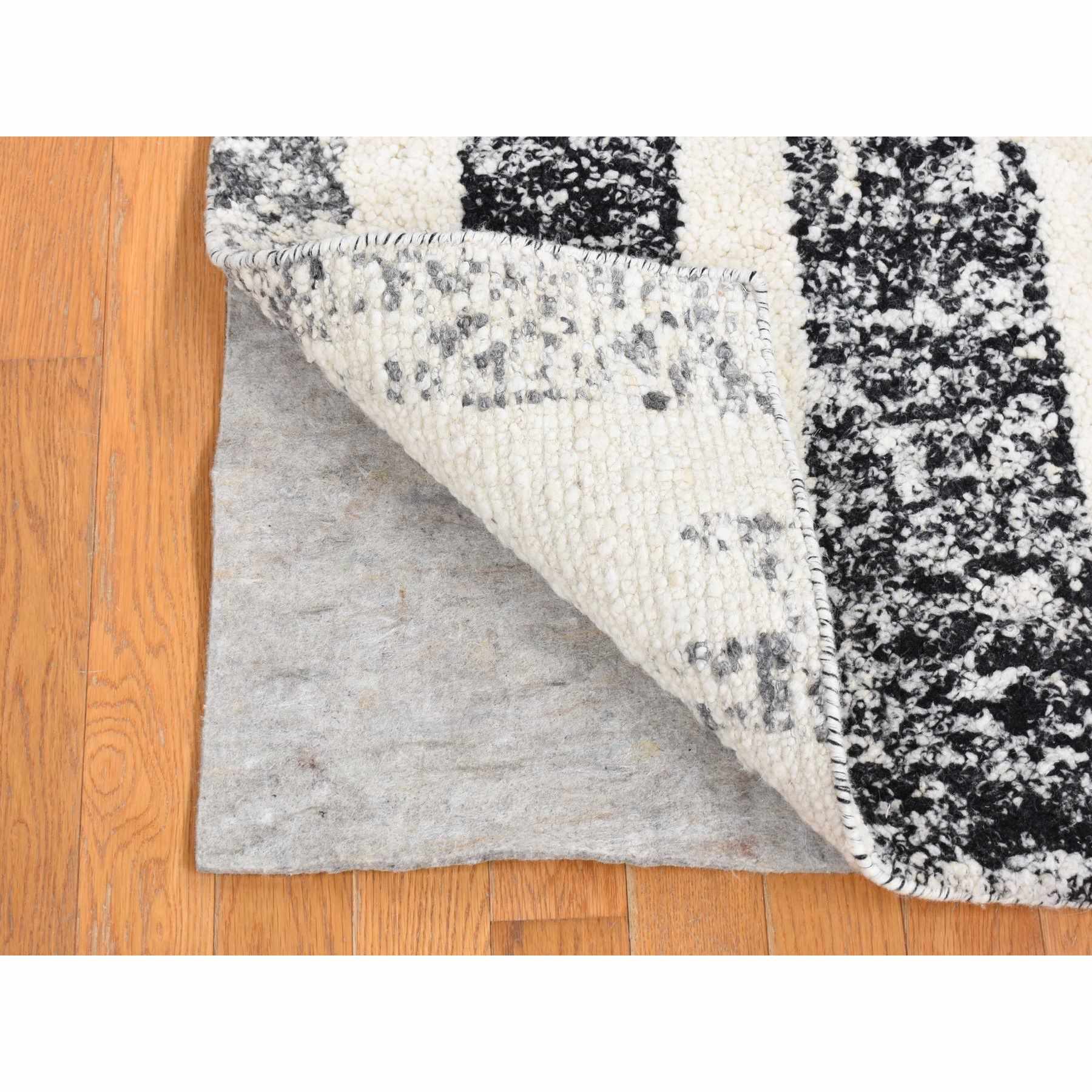 Modern-and-Contemporary-Hand-Knotted-Rug-403780