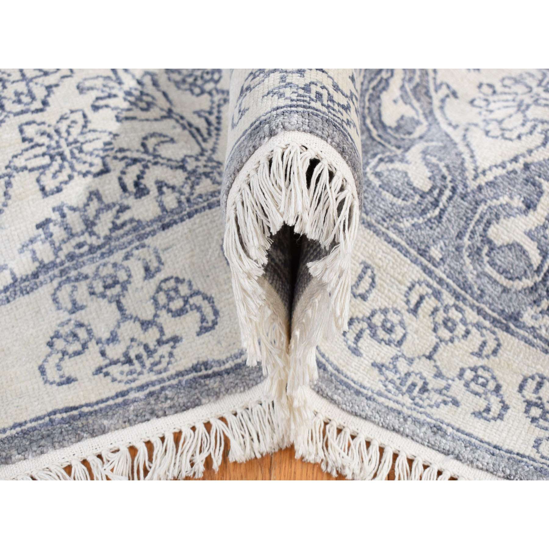 Modern-and-Contemporary-Hand-Knotted-Rug-404015
