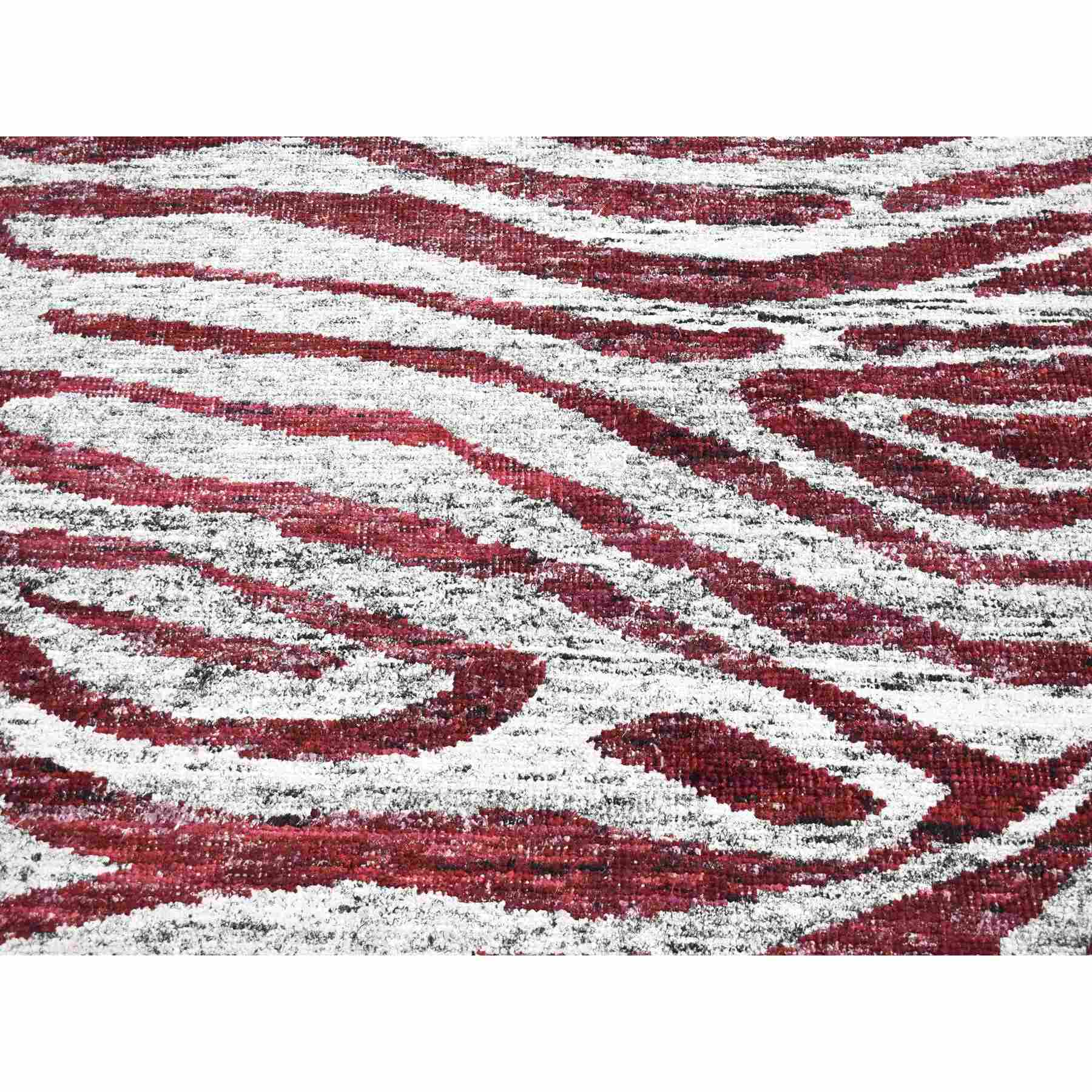 Modern-and-Contemporary-Hand-Knotted-Rug-404080