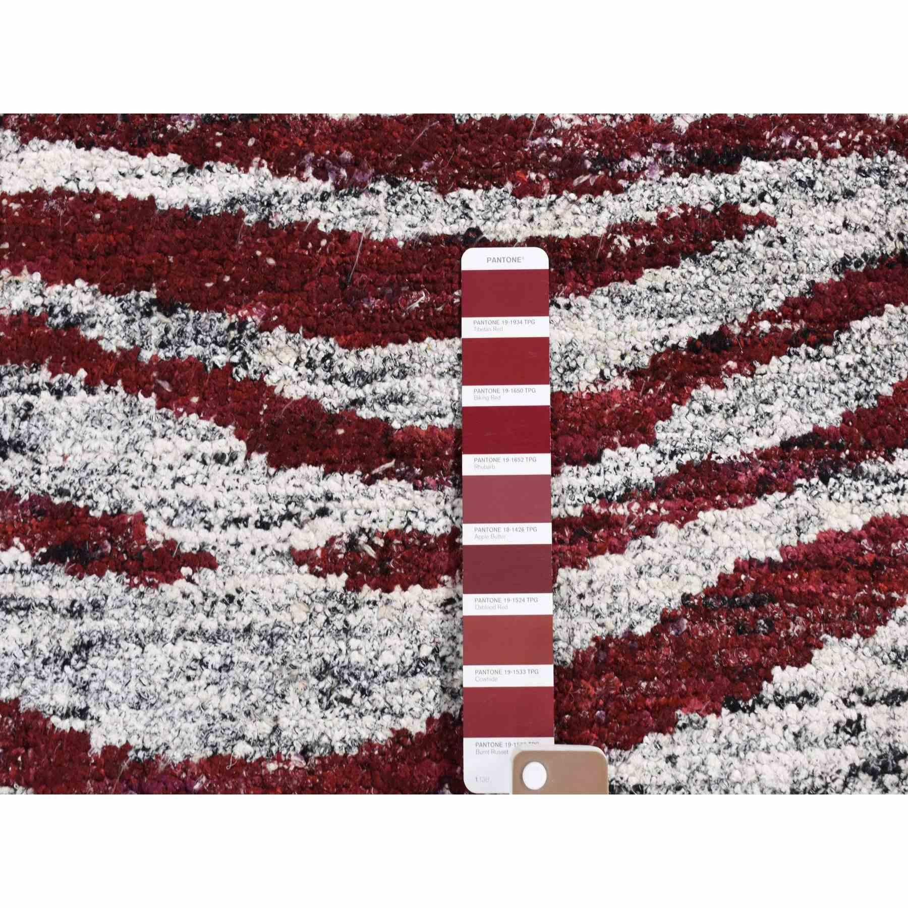 Modern-and-Contemporary-Hand-Knotted-Rug-404105