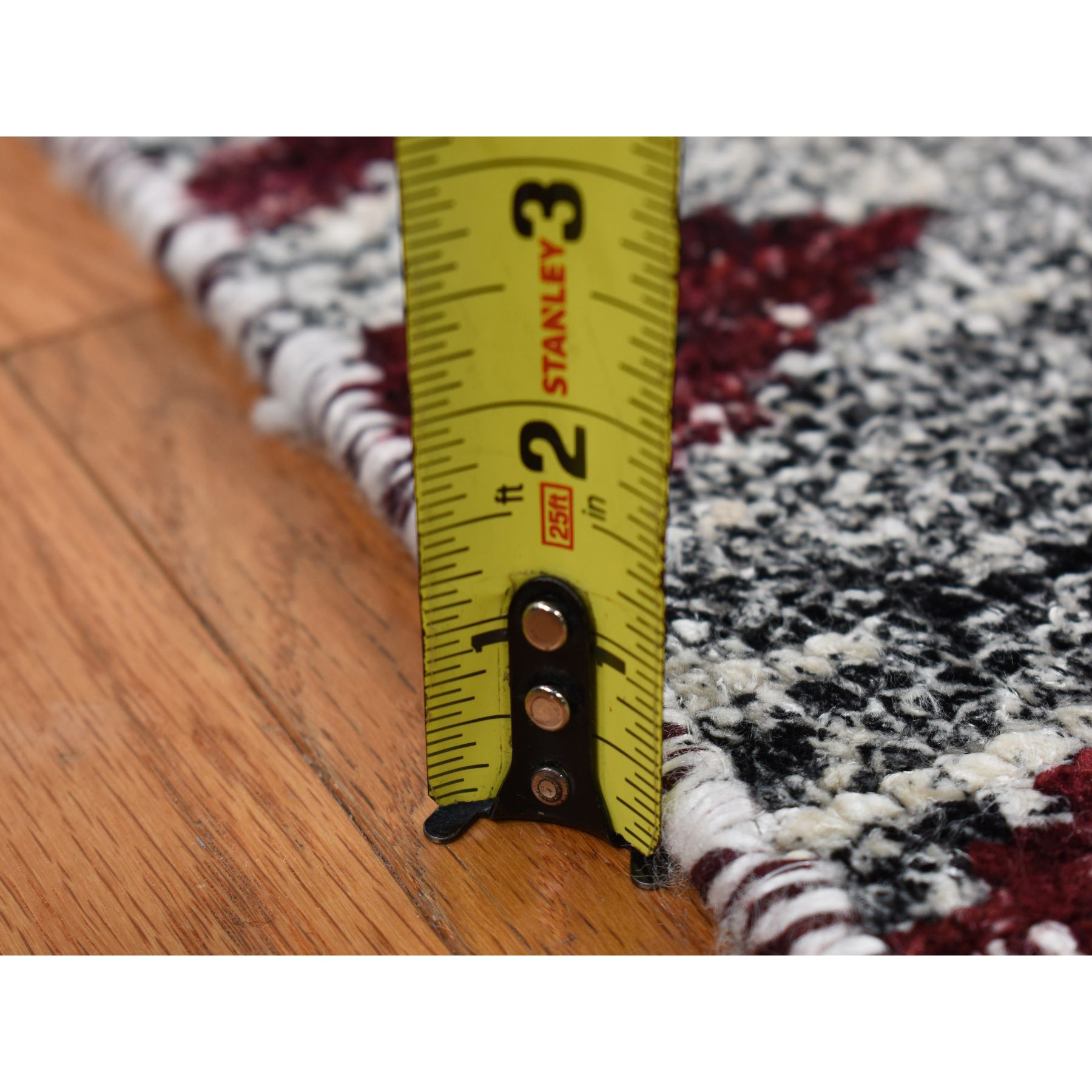 Modern-and-Contemporary-Hand-Knotted-Rug-404105