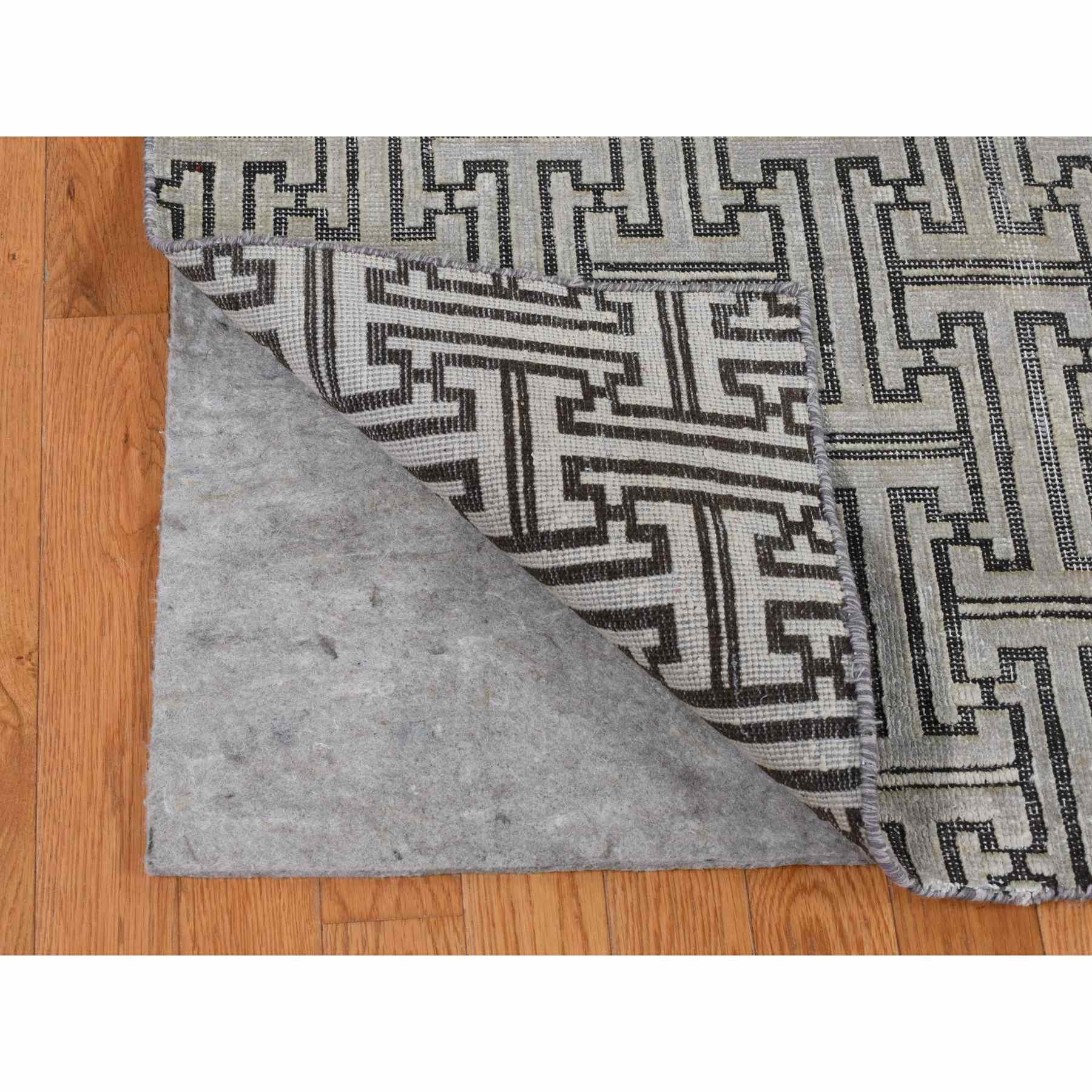 Modern-and-Contemporary-Hand-Knotted-Rug-404160