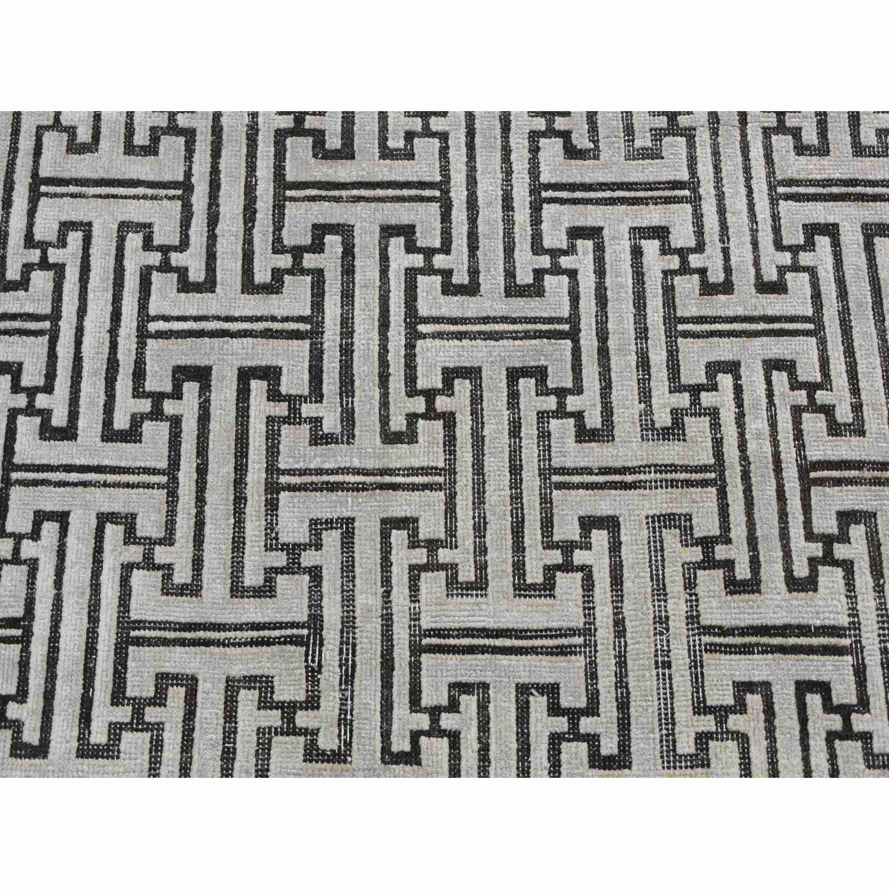 Modern-and-Contemporary-Hand-Knotted-Rug-404160