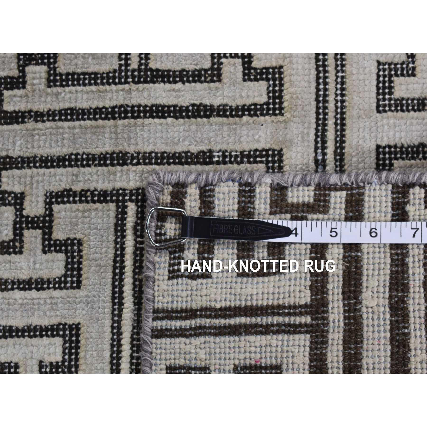 Modern-and-Contemporary-Hand-Knotted-Rug-404160