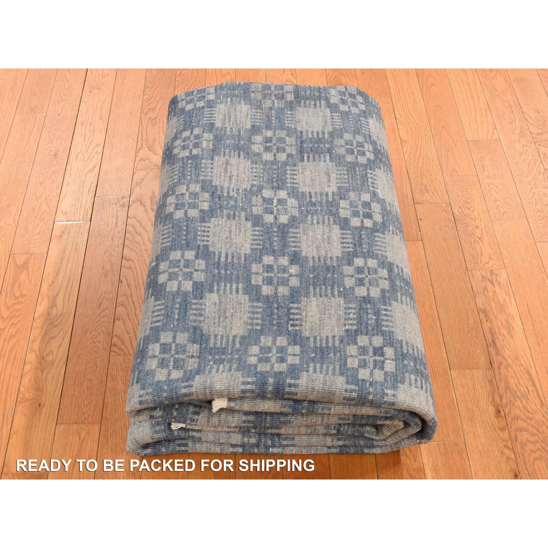 Modern-and-Contemporary-Hand-Knotted-Rug-404210