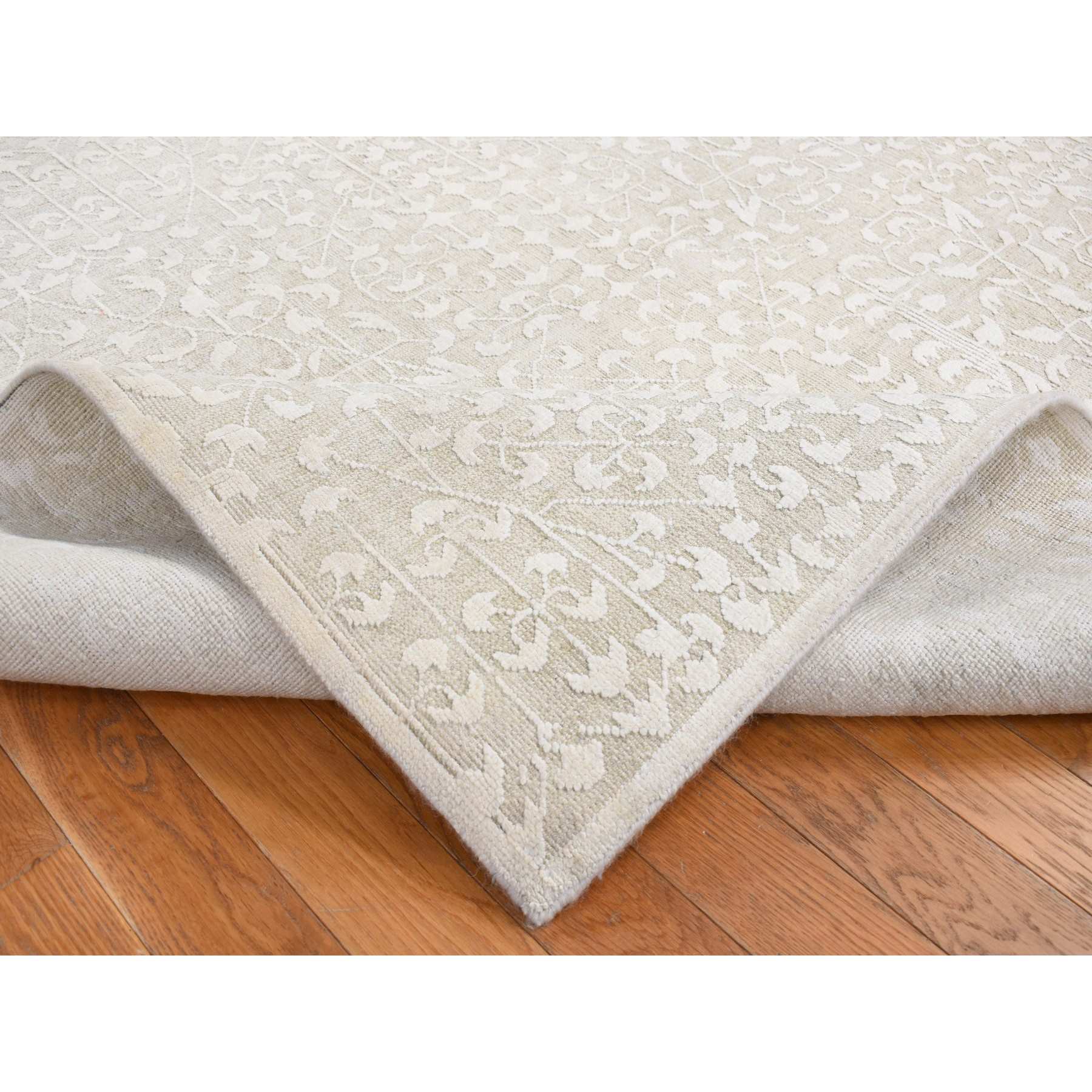 Modern-and-Contemporary-Hand-Knotted-Rug-404855