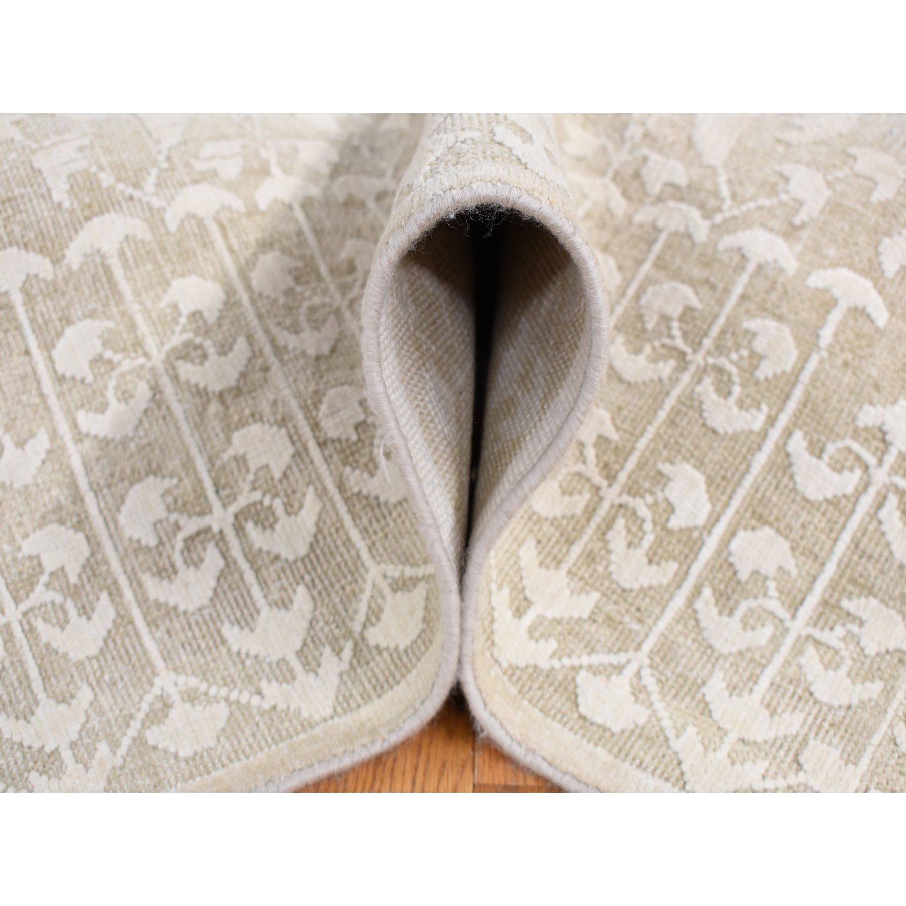 Modern-and-Contemporary-Hand-Knotted-Rug-404855
