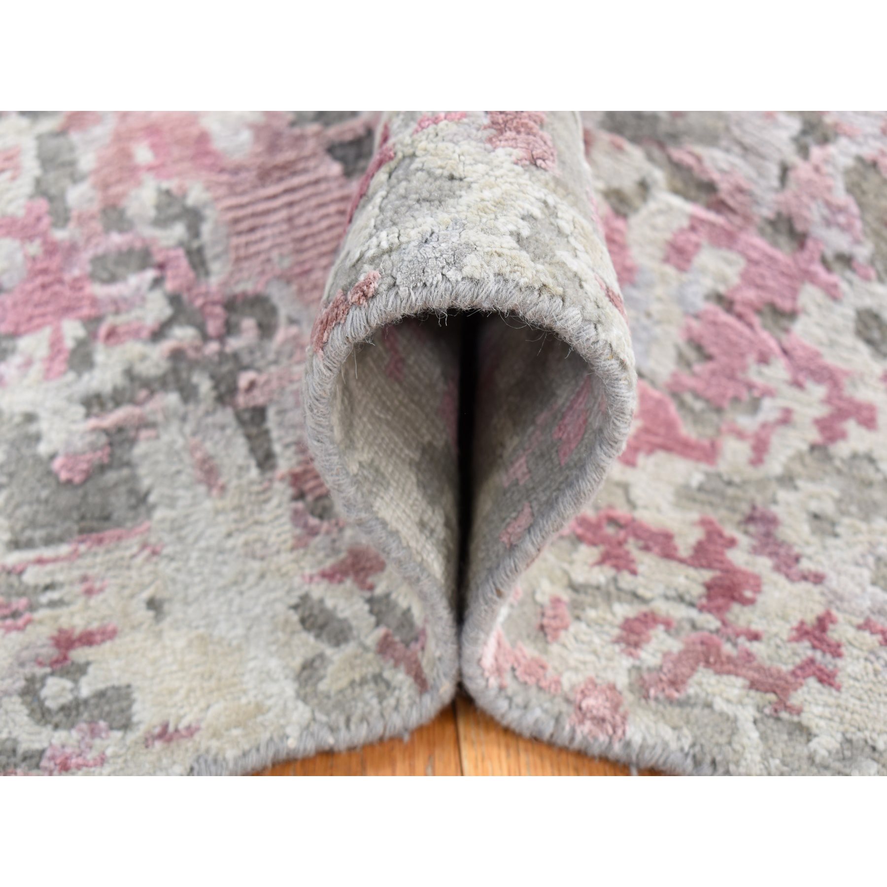 Modern-and-Contemporary-Hand-Knotted-Rug-404945