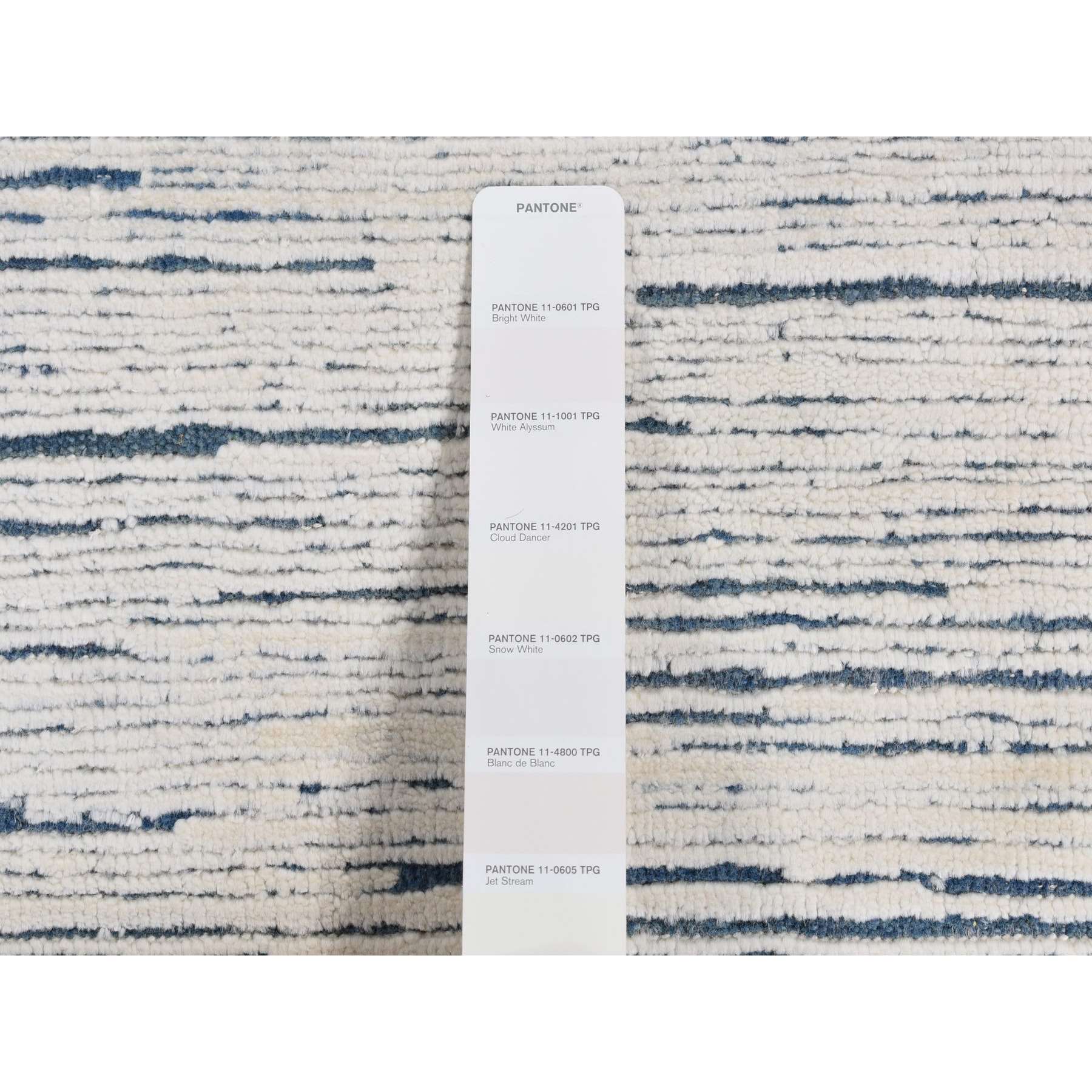 Modern-and-Contemporary-Hand-Knotted-Rug-404955