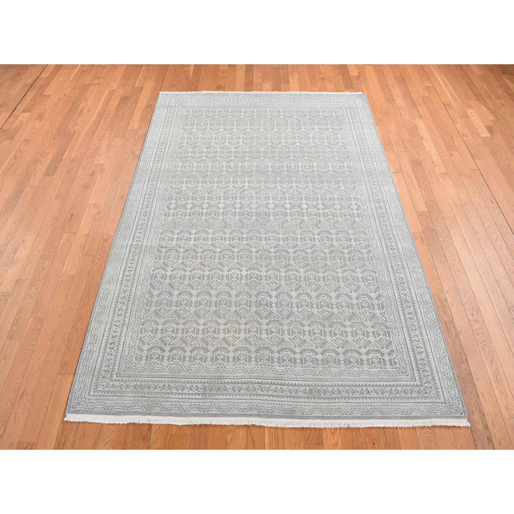 Modern-and-Contemporary-Hand-Knotted-Rug-404975