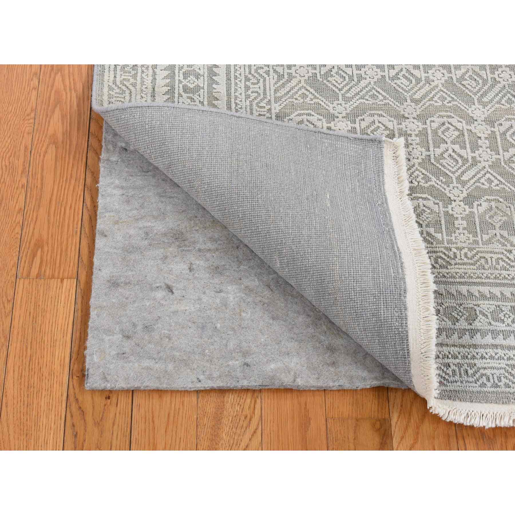 Modern-and-Contemporary-Hand-Knotted-Rug-404975