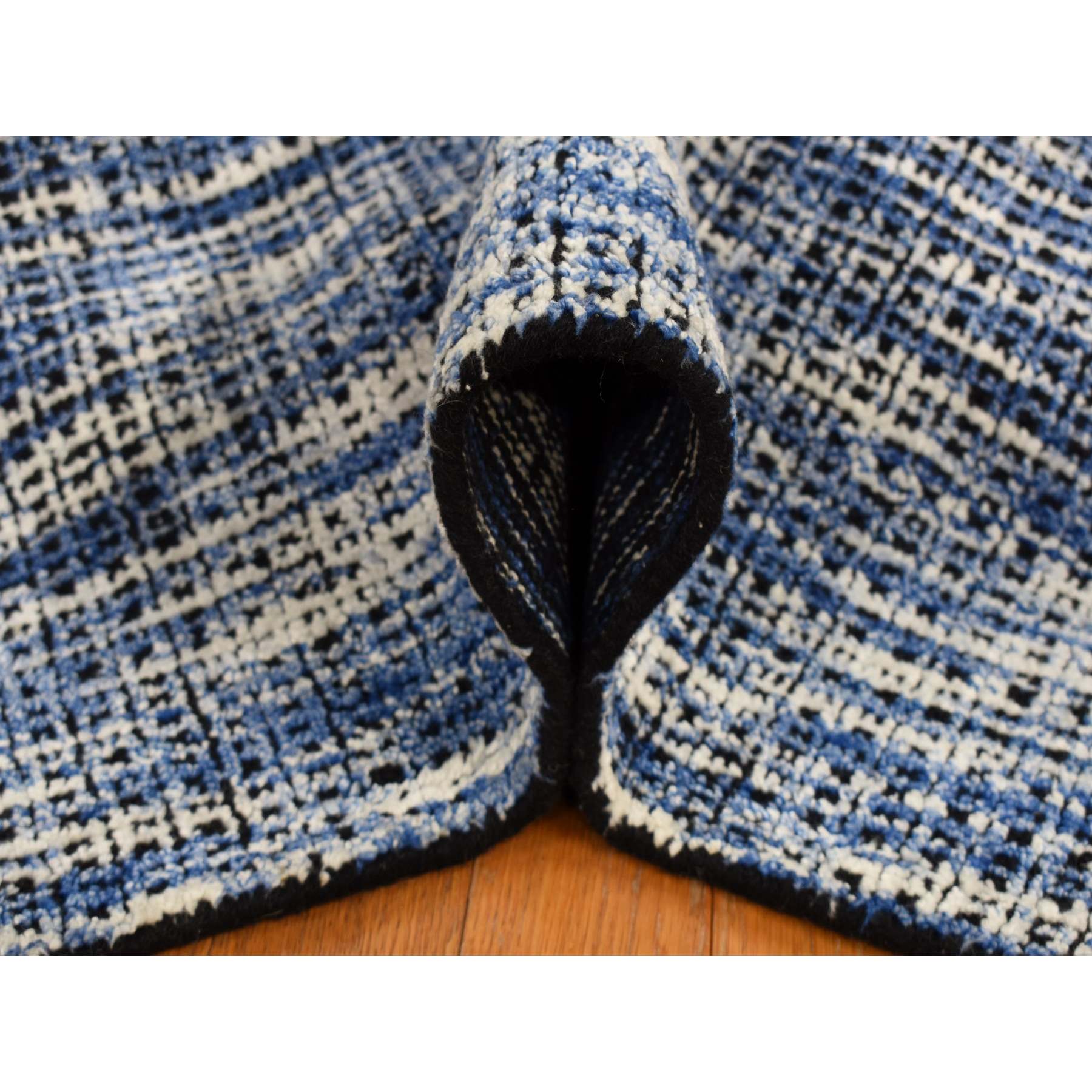 Modern-and-Contemporary-Hand-Loomed-Rug-404725