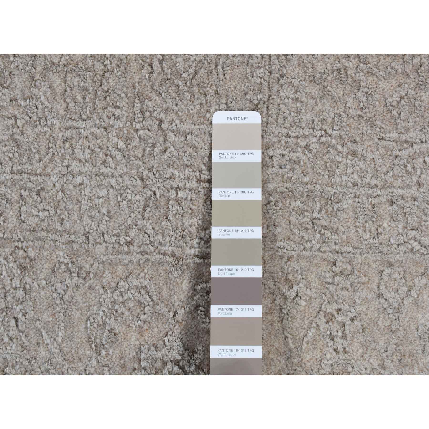 Modern-and-Contemporary-Hand-Loomed-Rug-404885