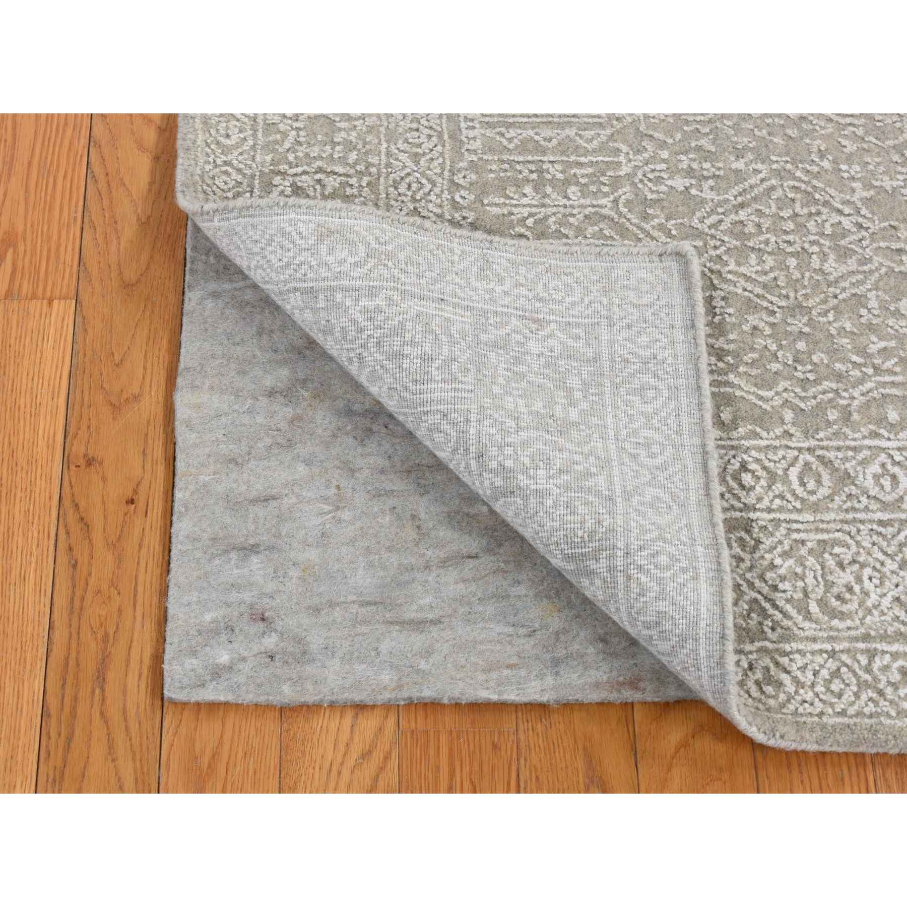 Modern-and-Contemporary-Hand-Loomed-Rug-404890