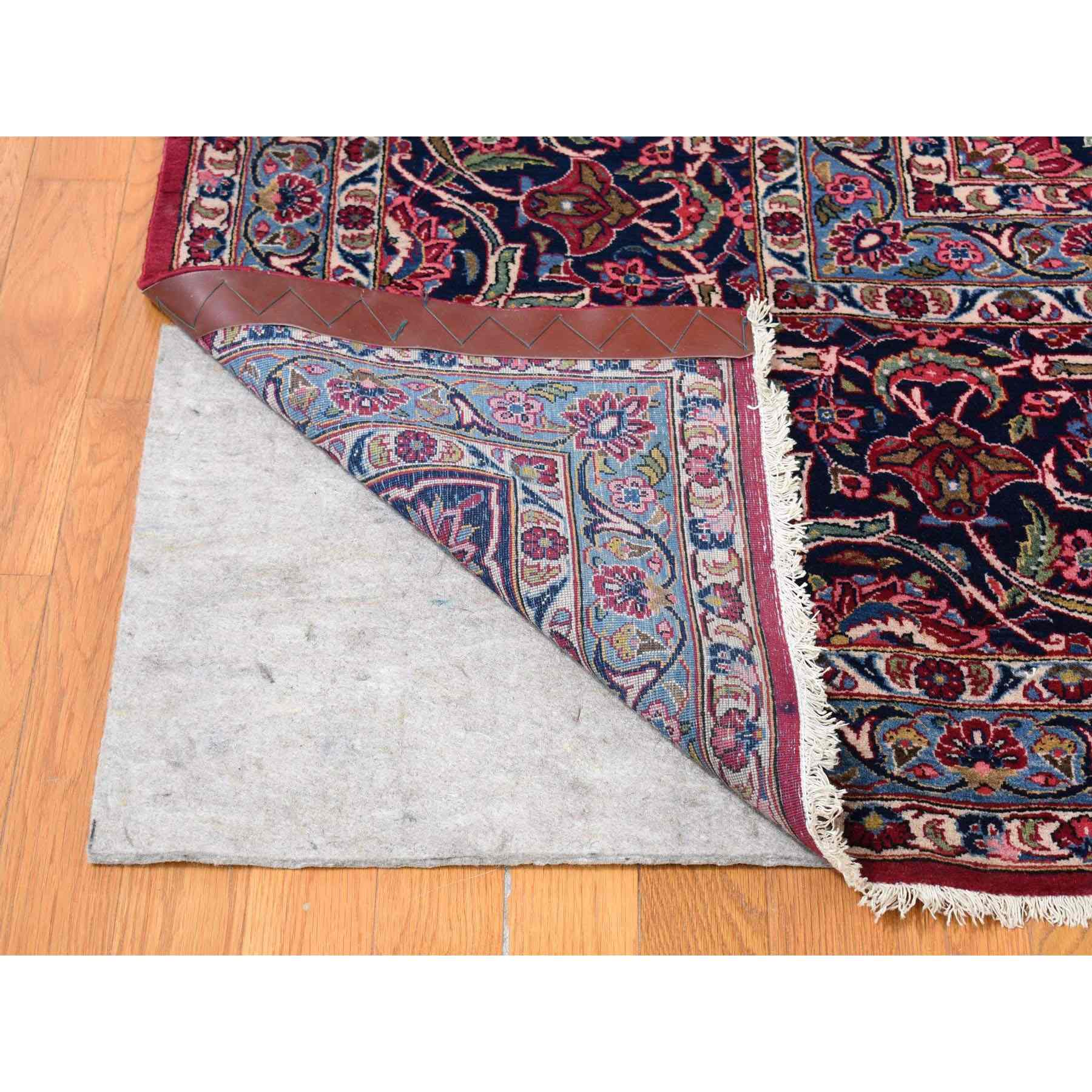 Persian-Hand-Knotted-Rug-402510