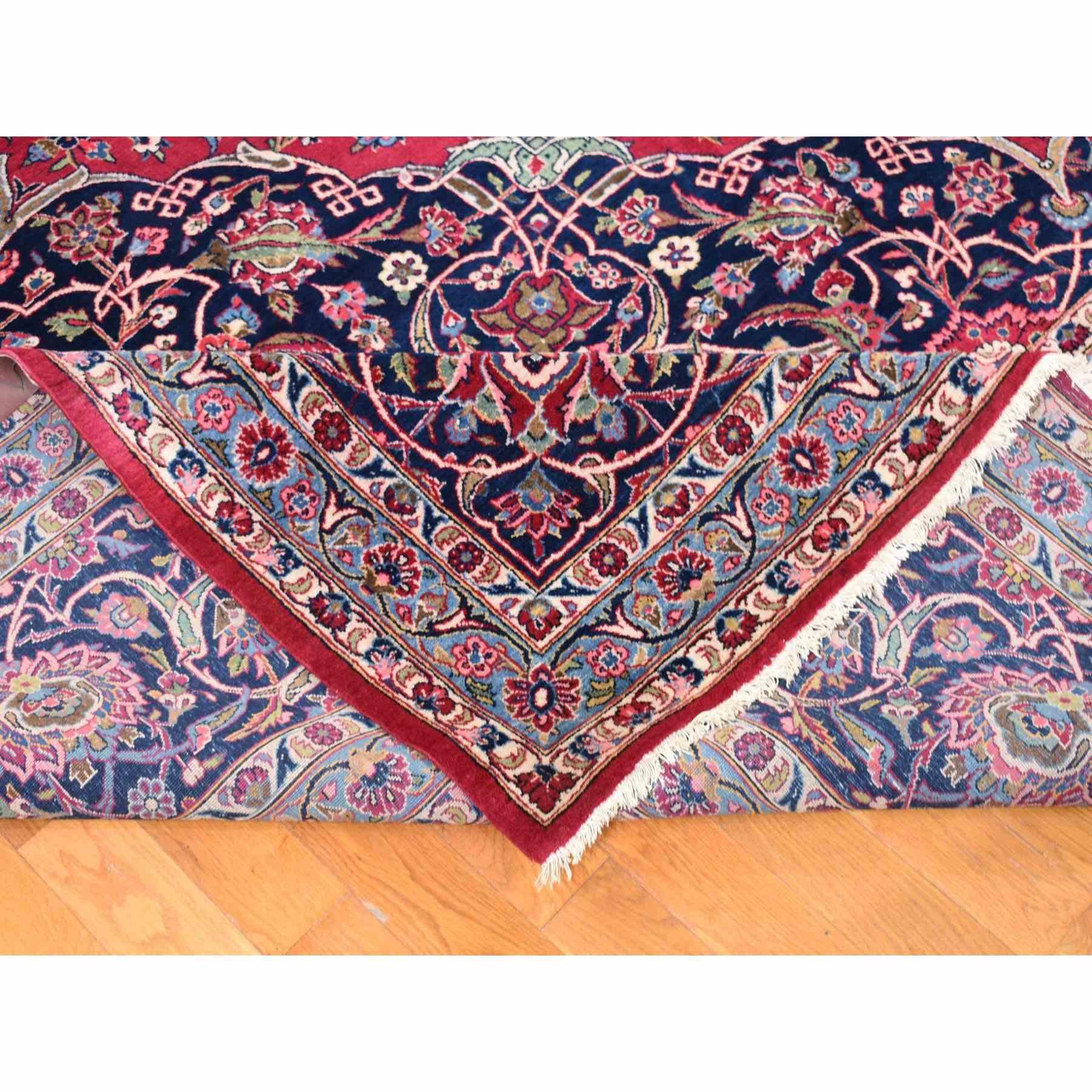 Persian-Hand-Knotted-Rug-402510
