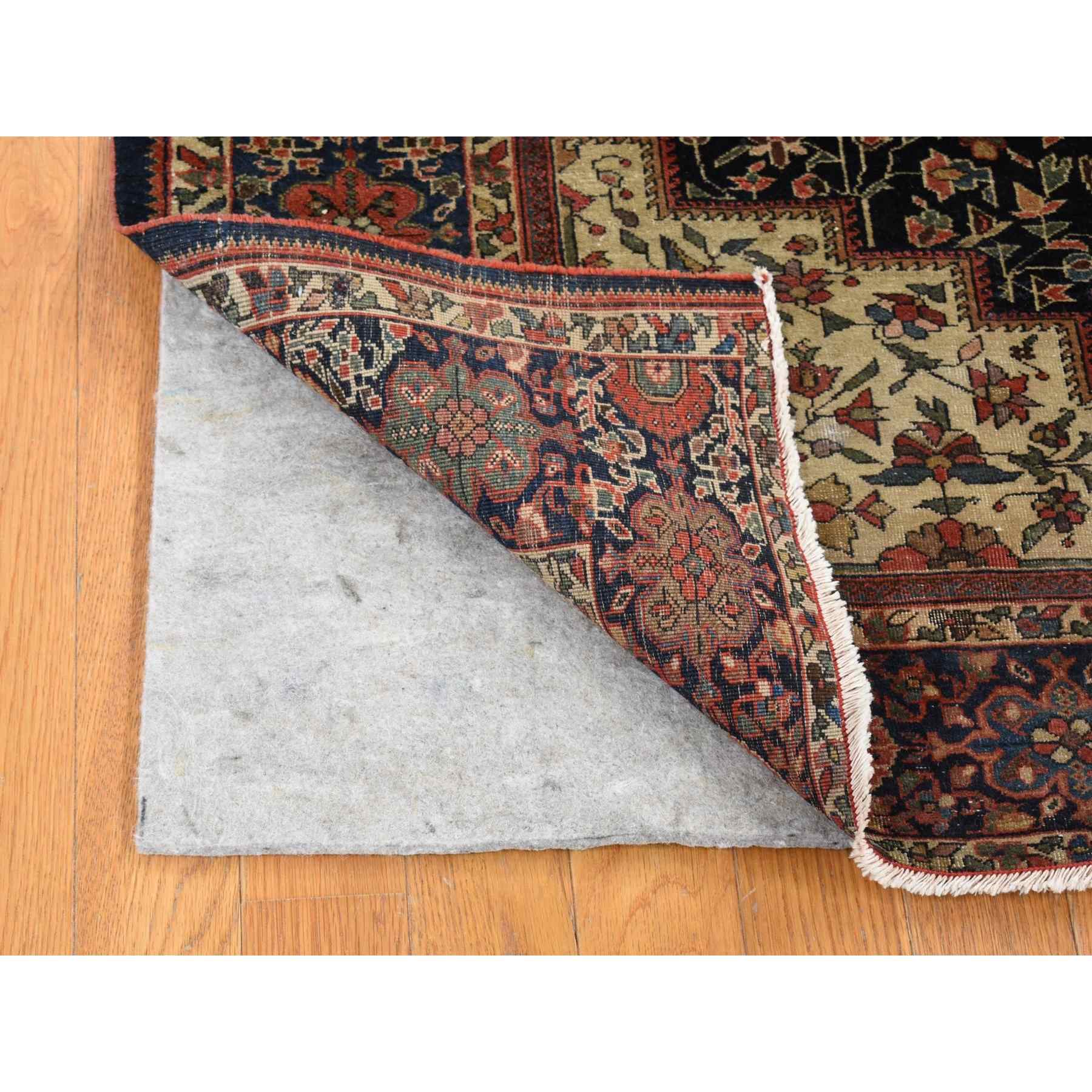 Persian-Hand-Knotted-Rug-403005