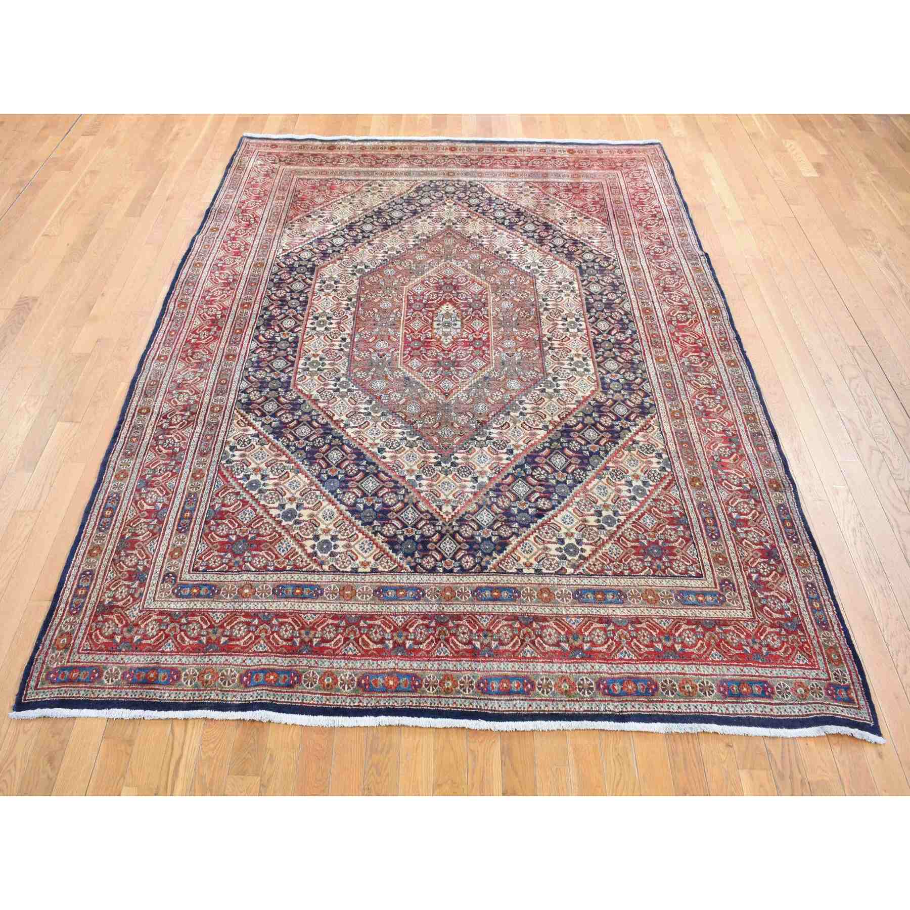 Persian-Hand-Knotted-Rug-403890