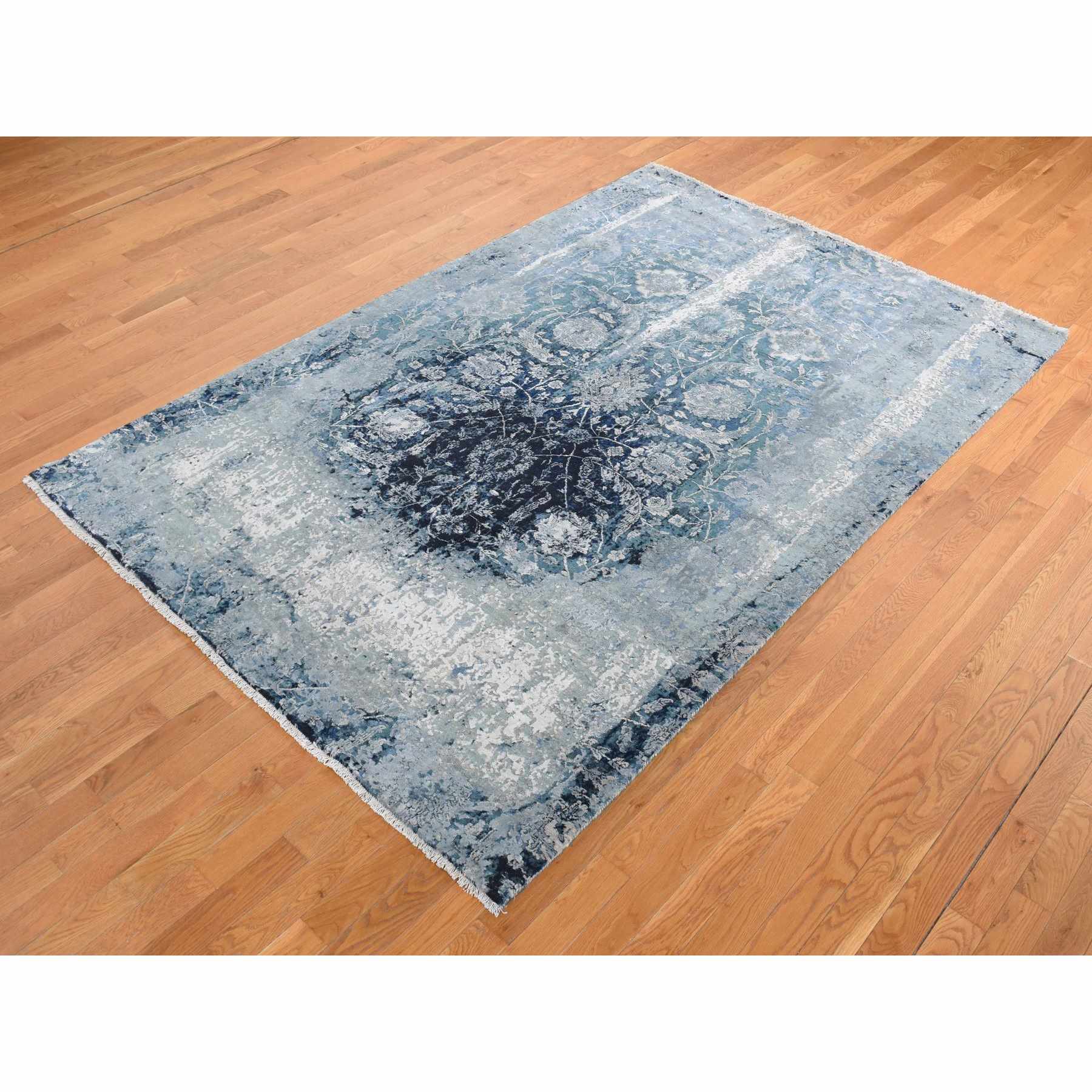 Transitional-Hand-Knotted-Rug-404690