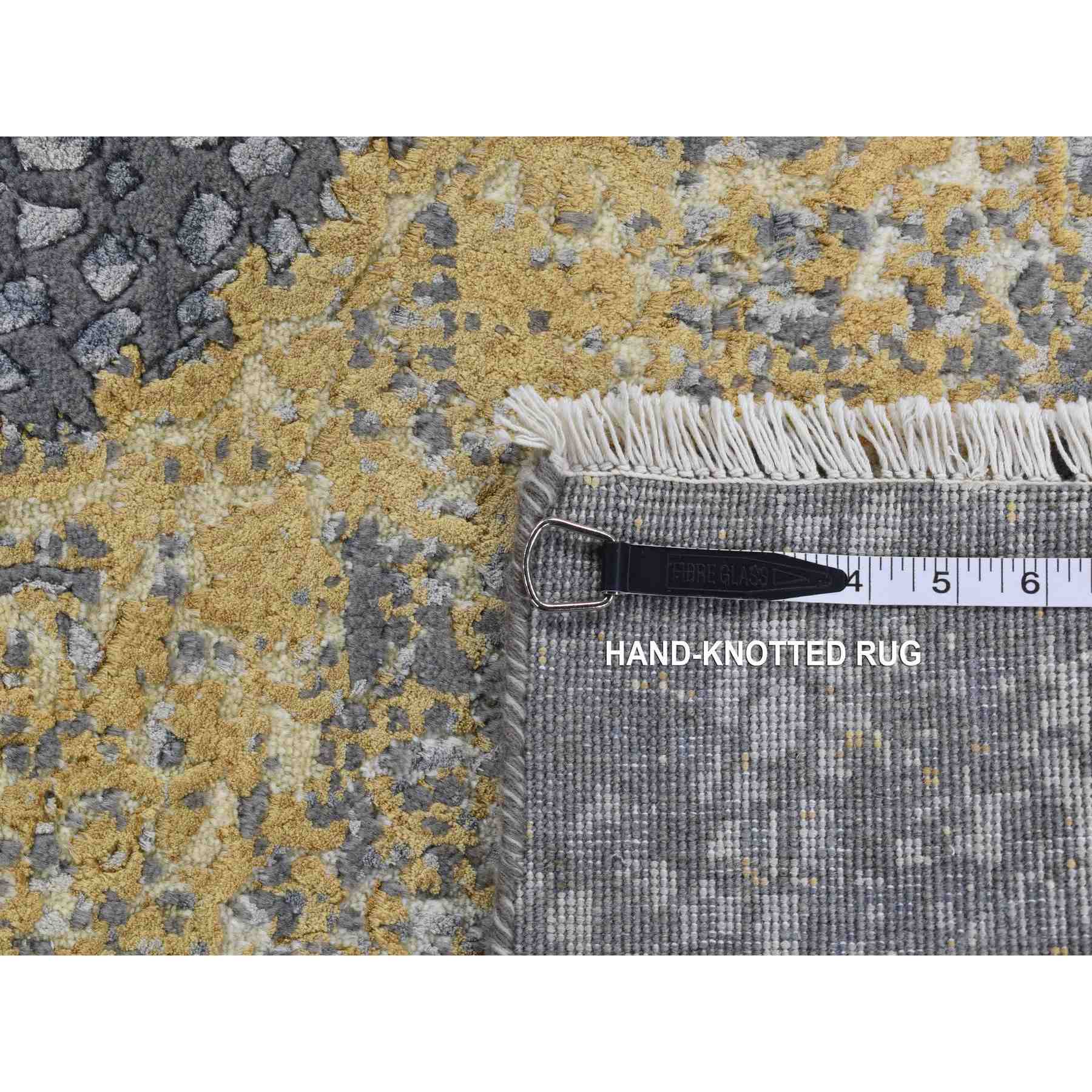 Transitional-Hand-Knotted-Rug-404810