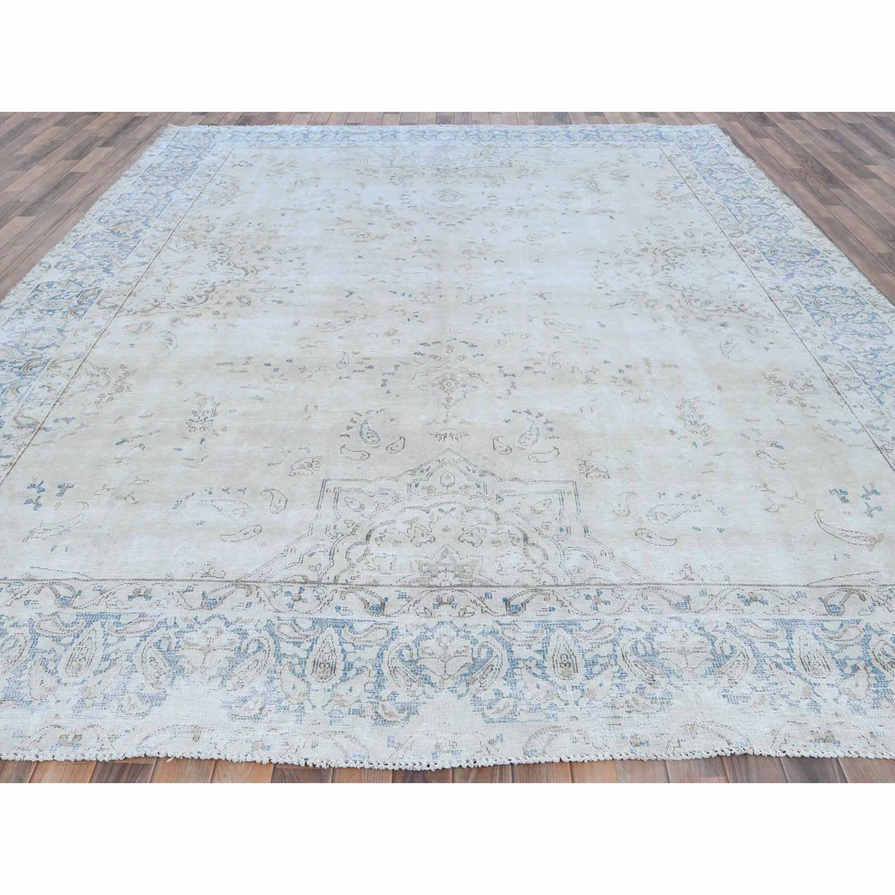 Vintage-Hand-Knotted-Rug-406295