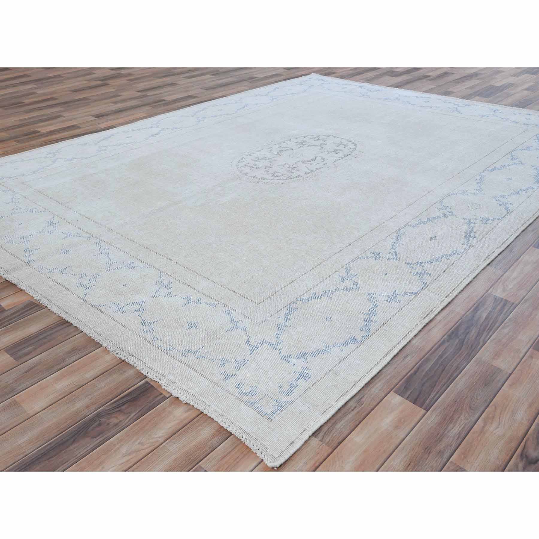 Vintage-Hand-Knotted-Rug-406340