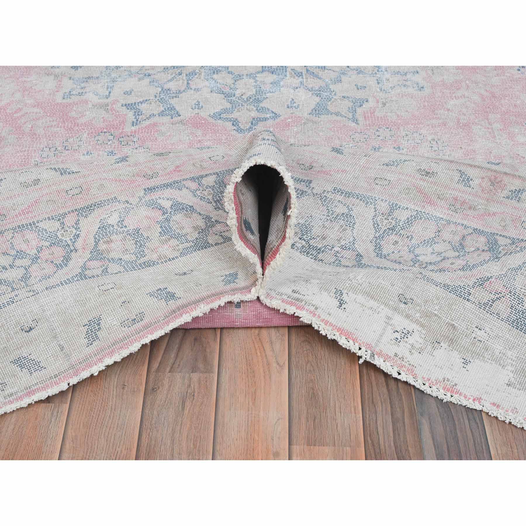 Persian-Hand-Knotted-Rug-409650